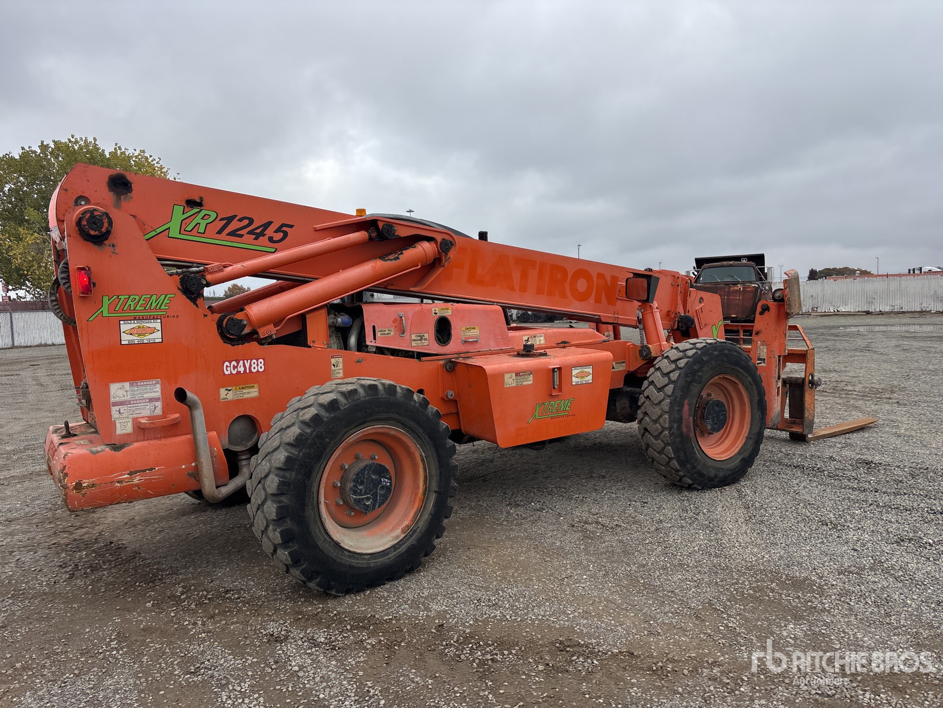 General Appearance with Picture, Right Rear Corner