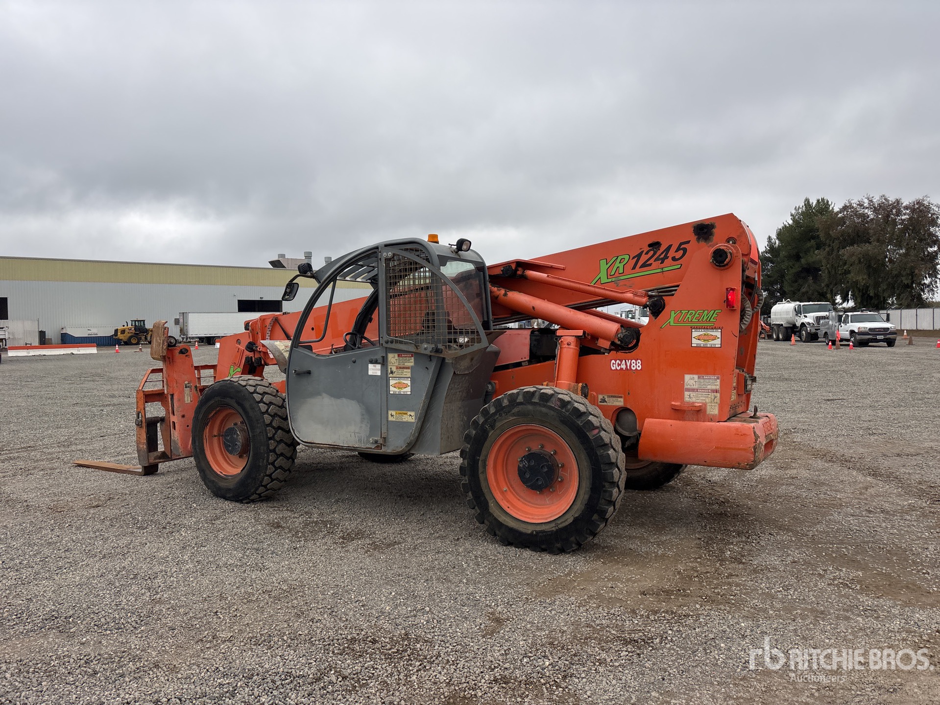 General Appearance with Picture, Left Rear Corner