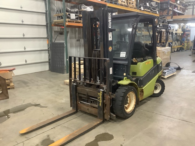 Clark C30L Cushion Tire Forklift