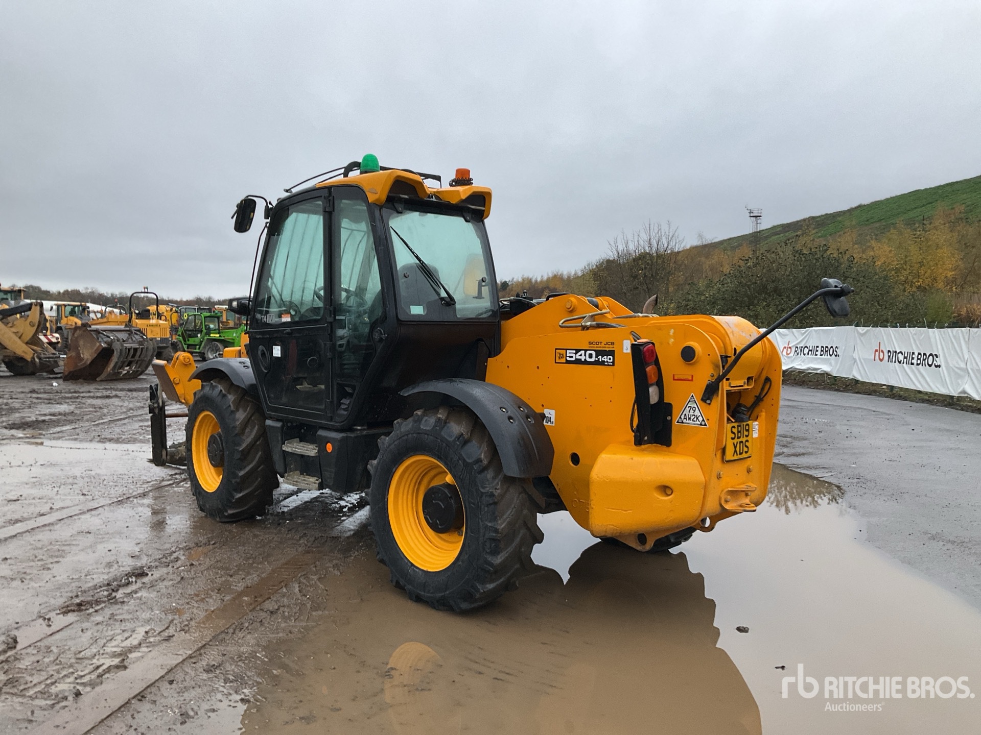 General Appearance with Picture, Left Rear Corner