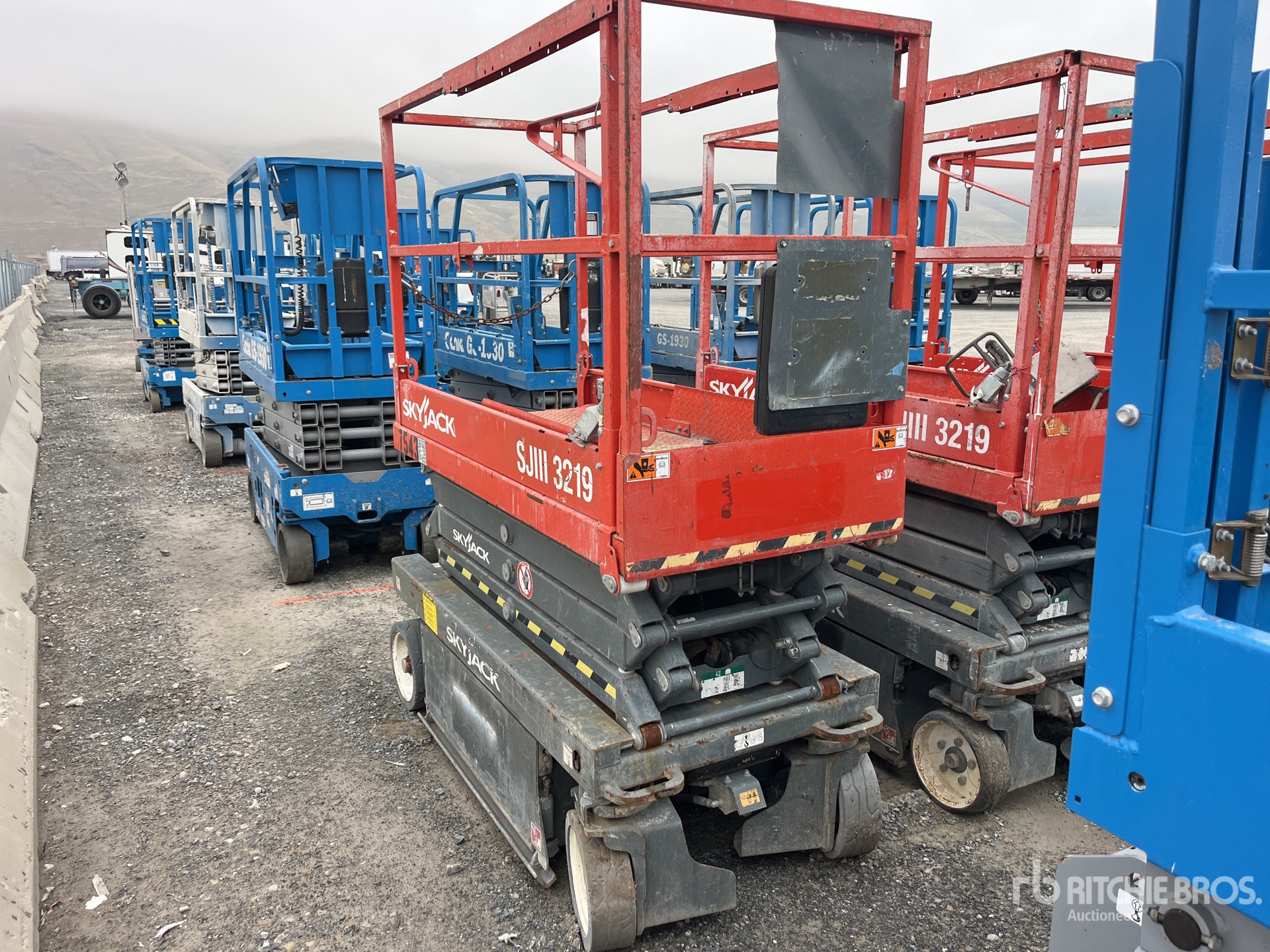 General Appearance with Imagen: esquina trasera izquierda