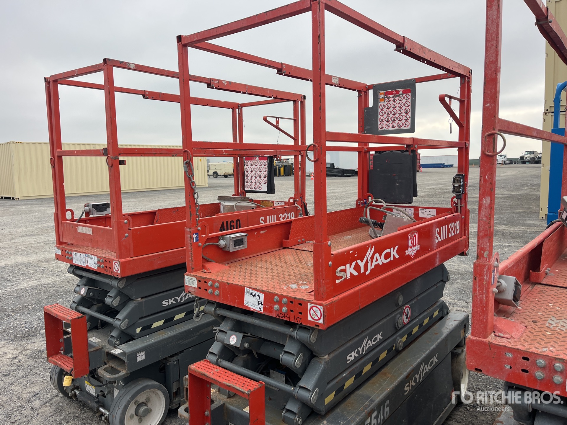 General Appearance with Imagen: esquina trasera derecha