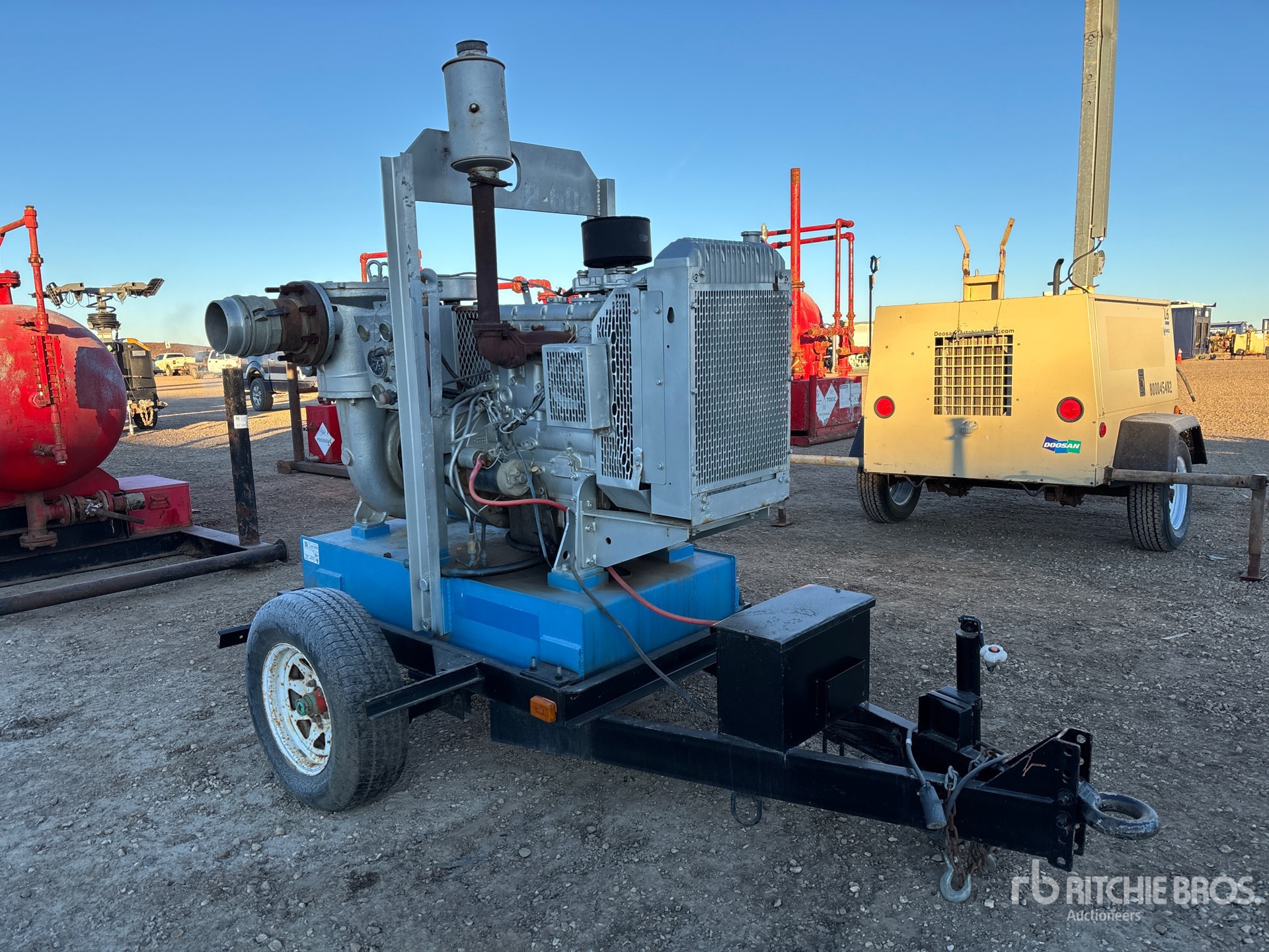 Aspect général with Image, coin avant droit