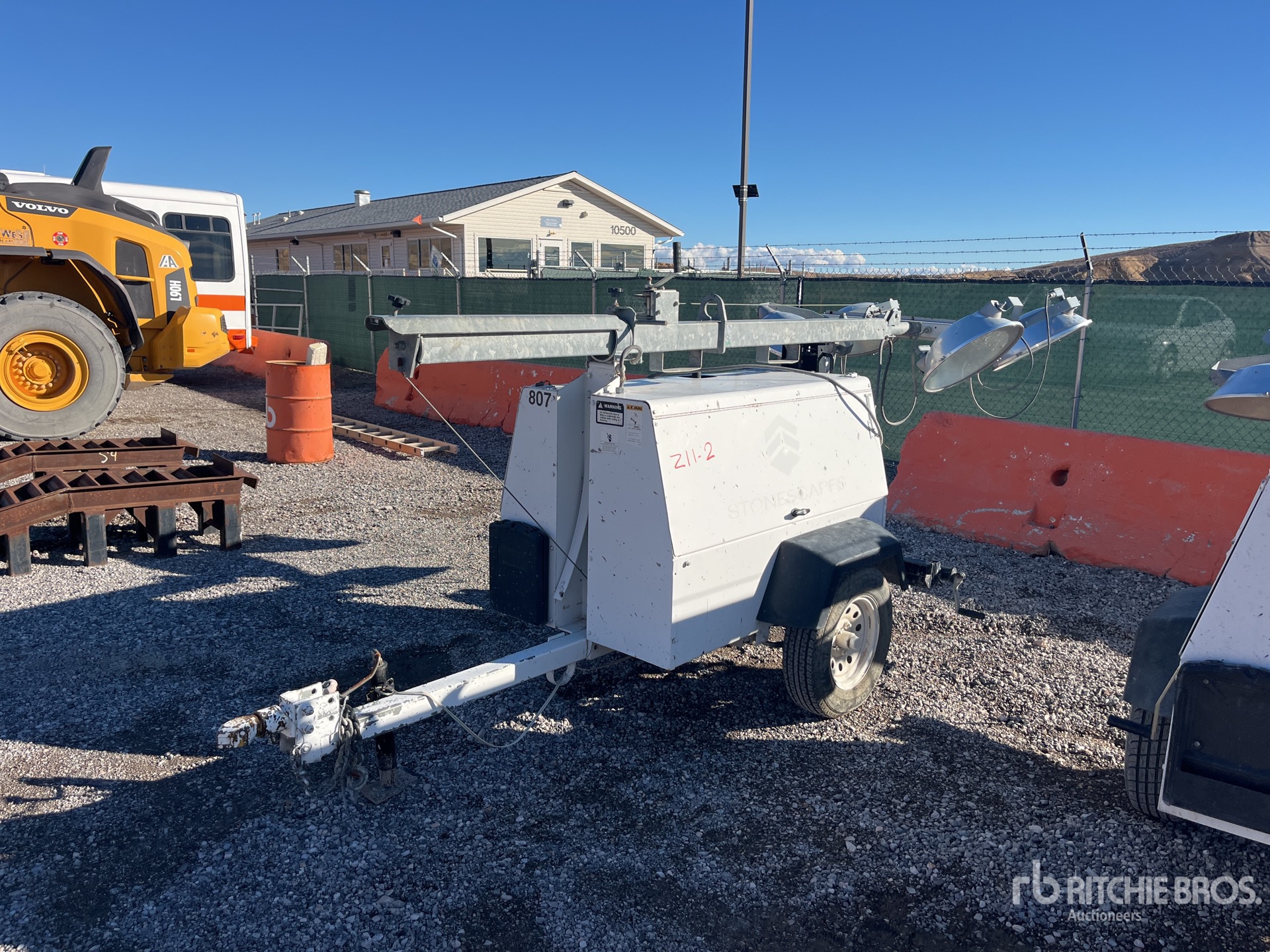 General Appearance with Picture, Left Front Corner