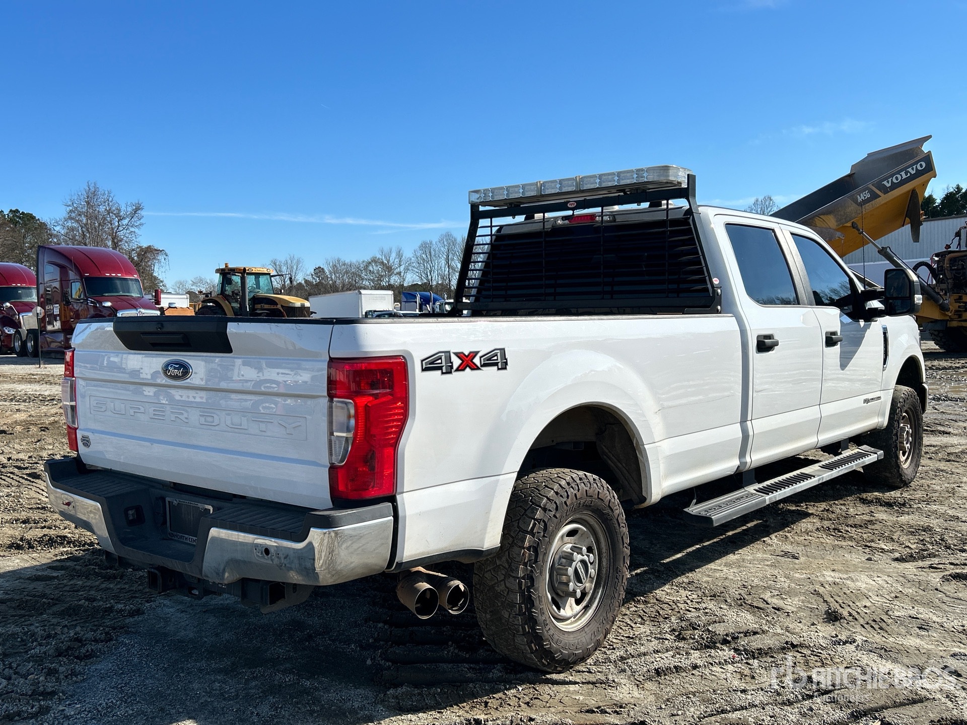 Aspect général with Image, coin arrière droit