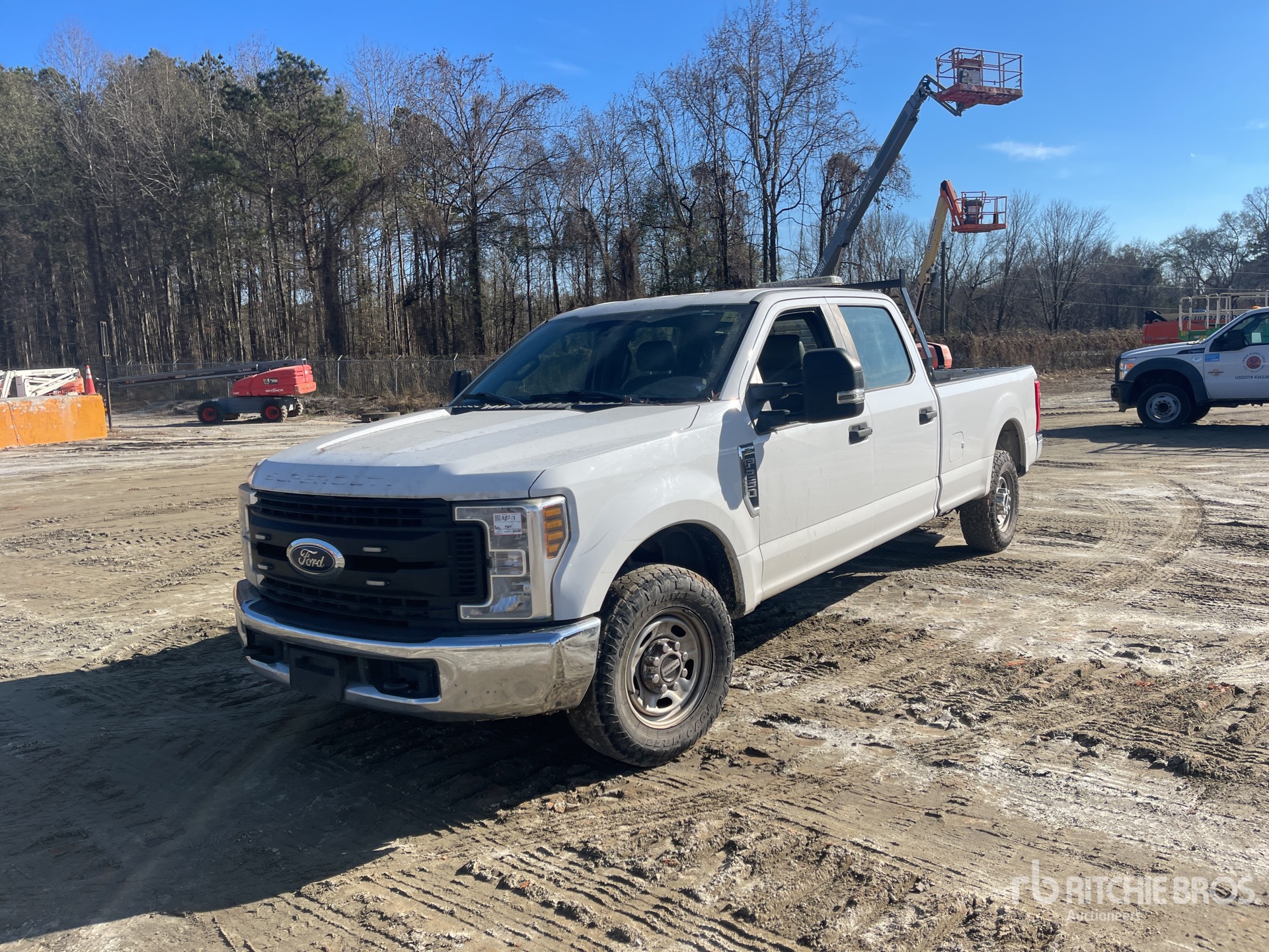 General Appearance with Foto, angolo anteriore sinistro