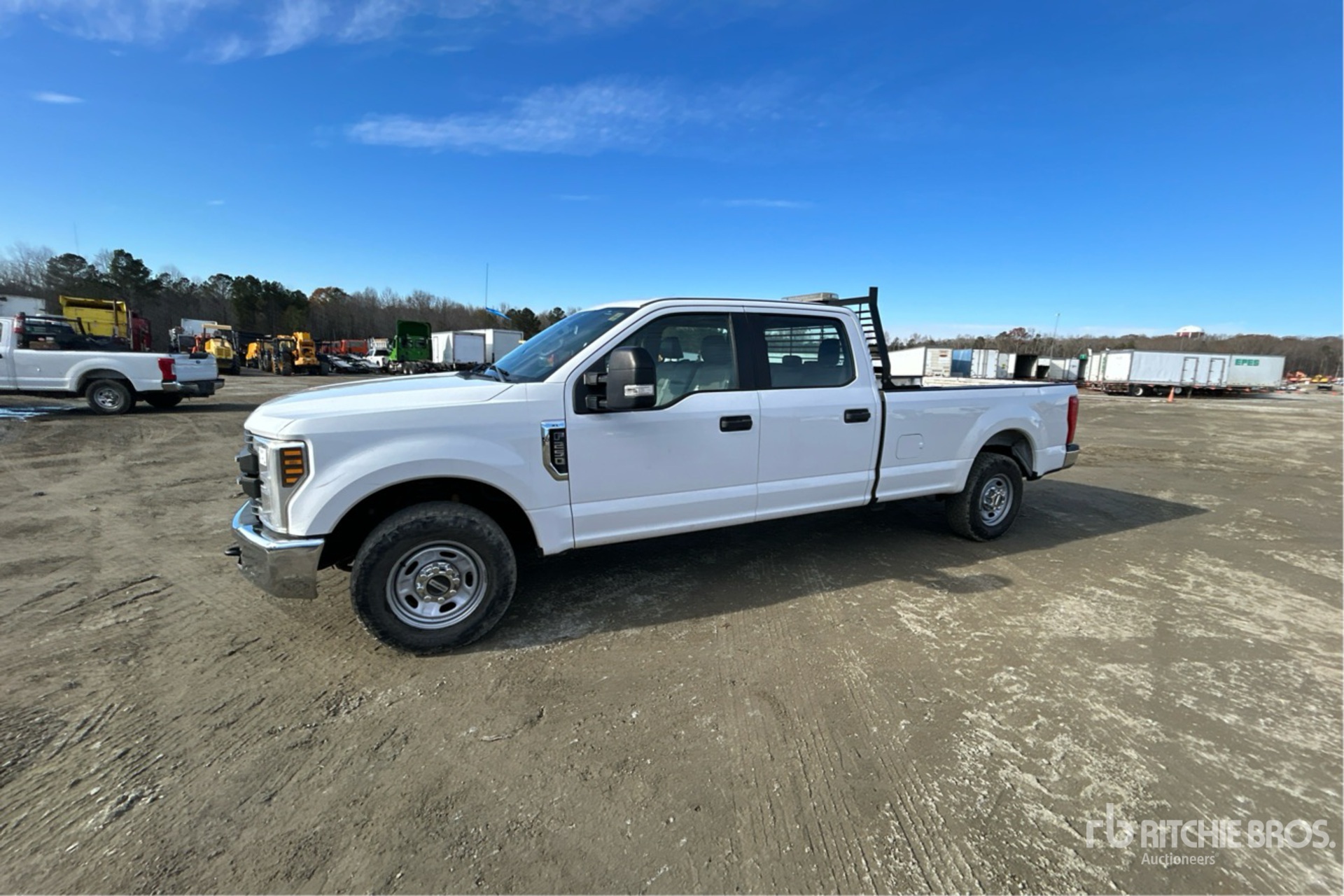 Aspect général with Image, coin avant gauche