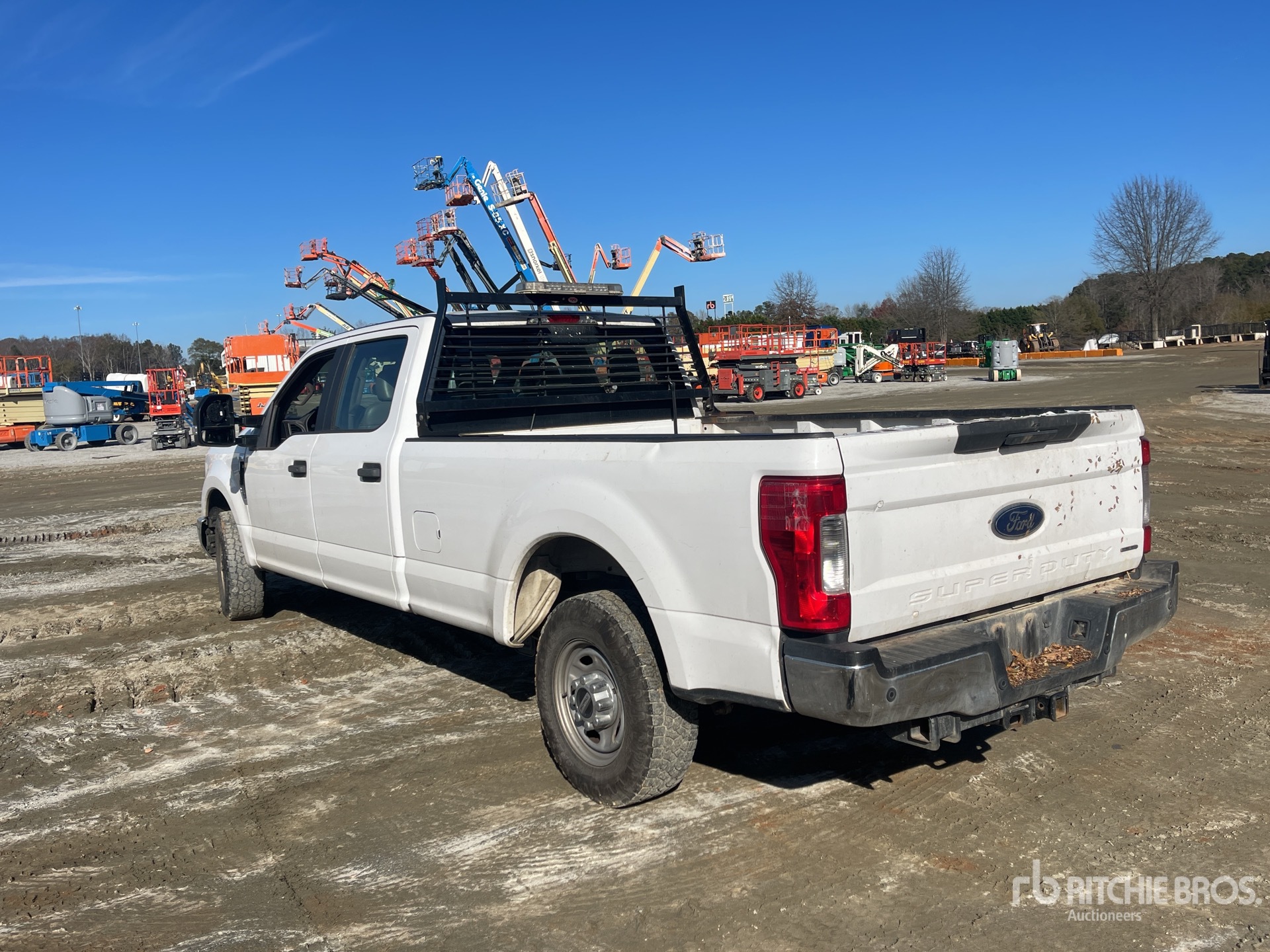 General Appearance with Foto, angolo posteriore sinistro