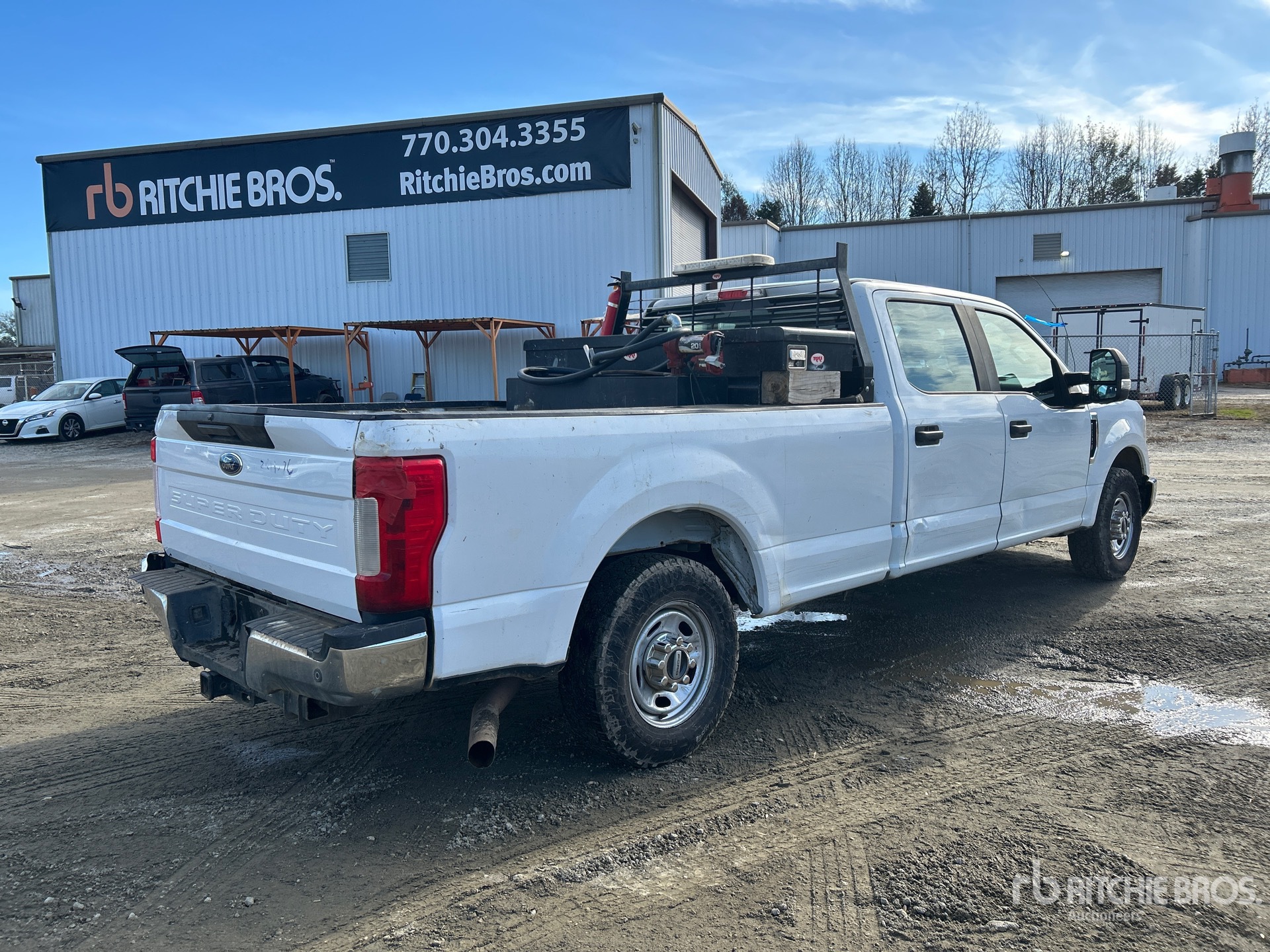 Aspect général with Image, coin arrière droit