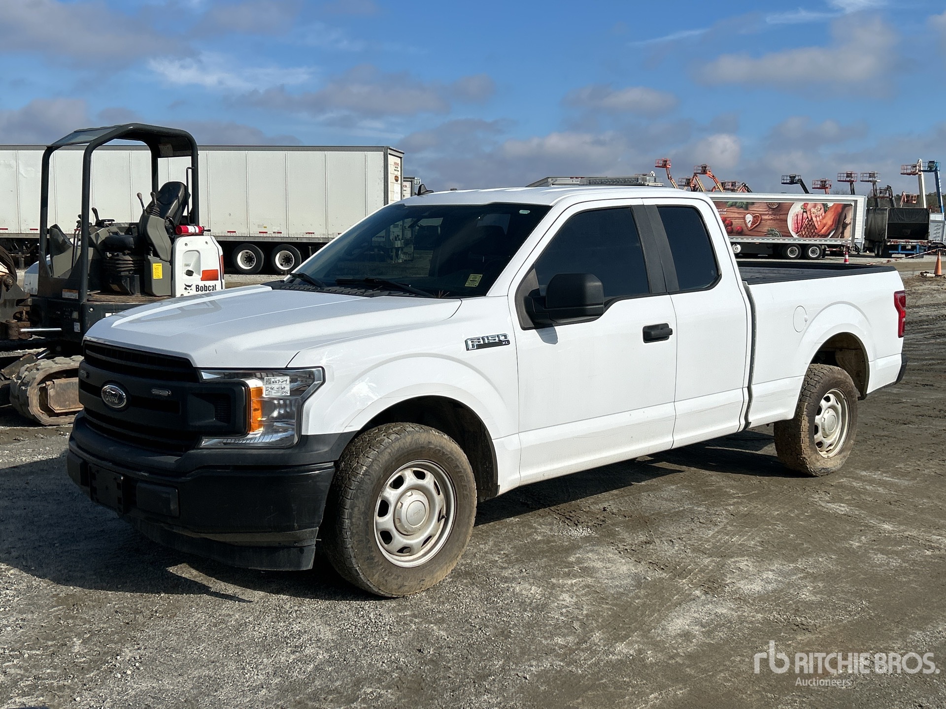 General Appearance with Picture, Left Front Corner