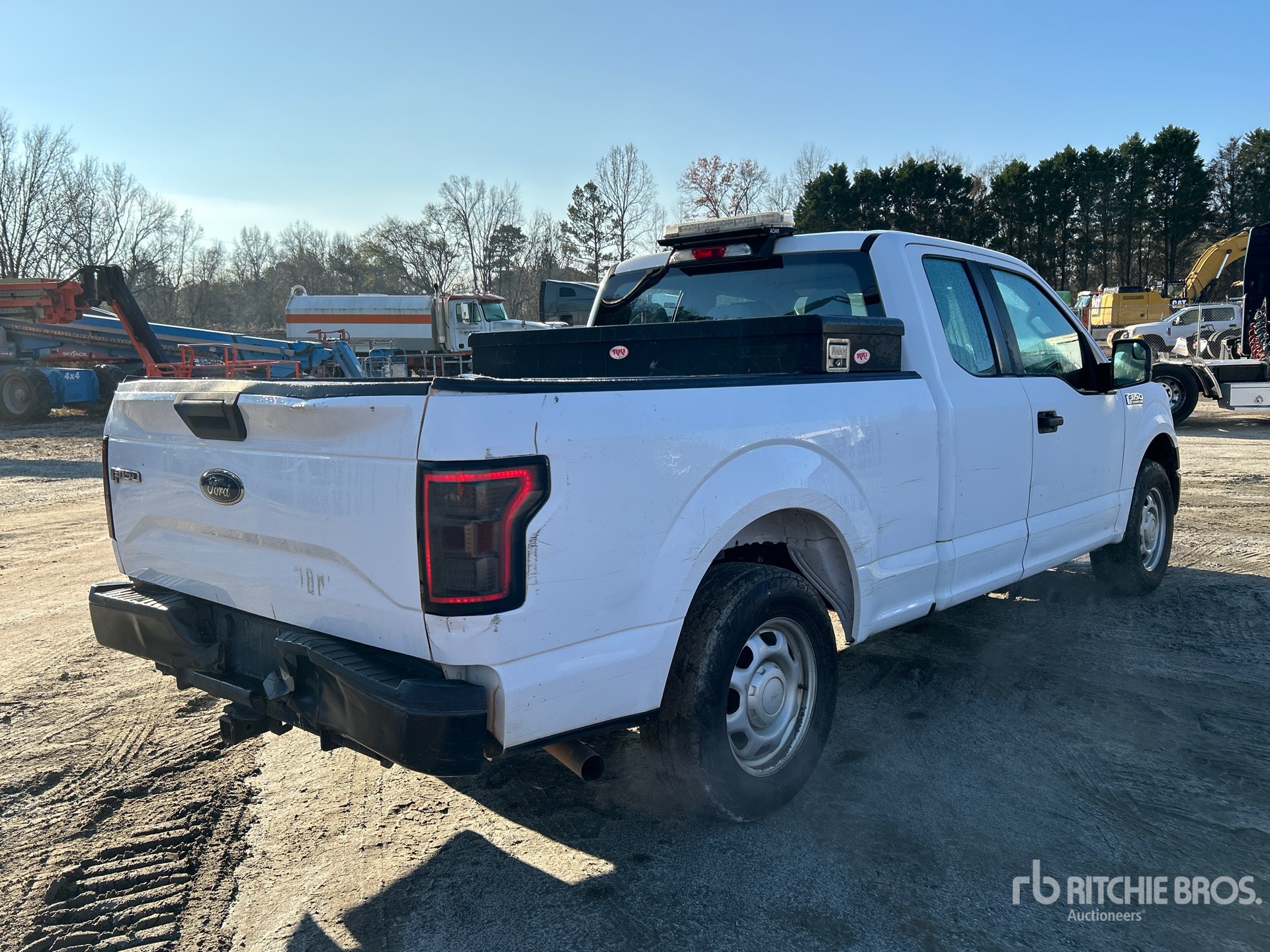 General Appearance with Imagen: esquina trasera derecha