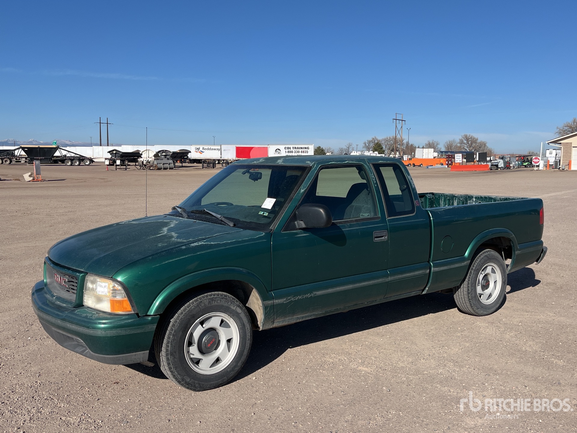 General Appearance with Featured Photo