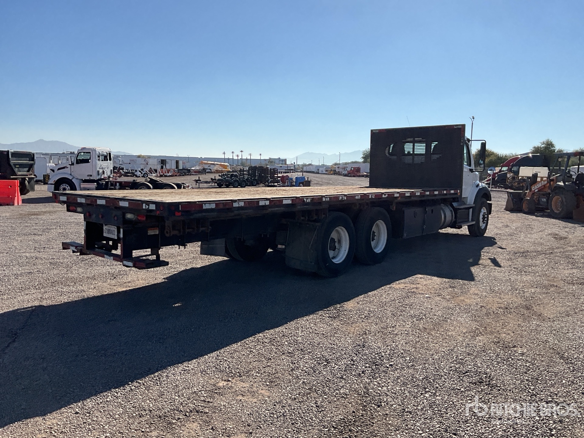 General Appearance with Zdjęcie, prawy dolny róg