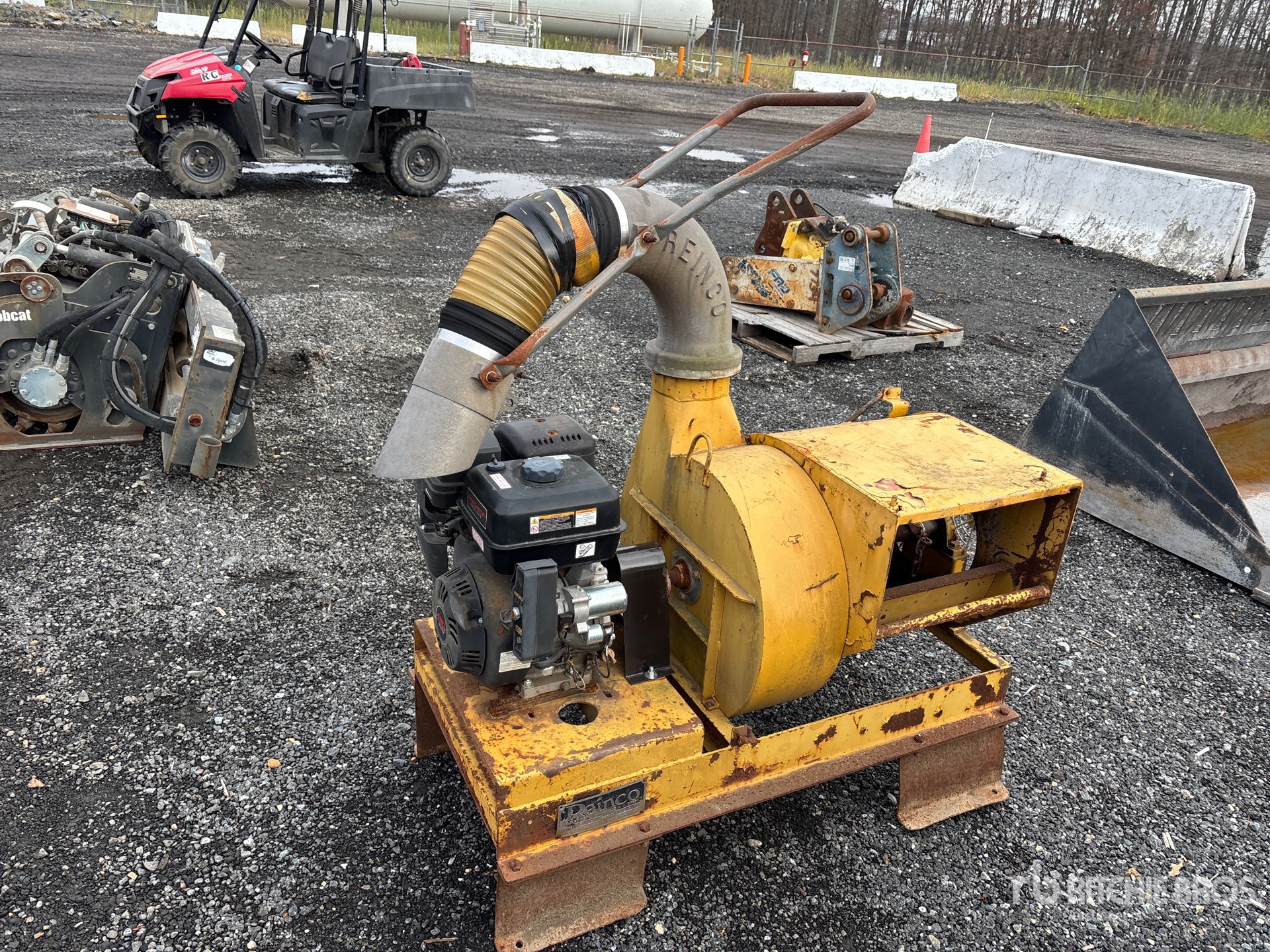 Aspect général with Image, coin arrière gauche