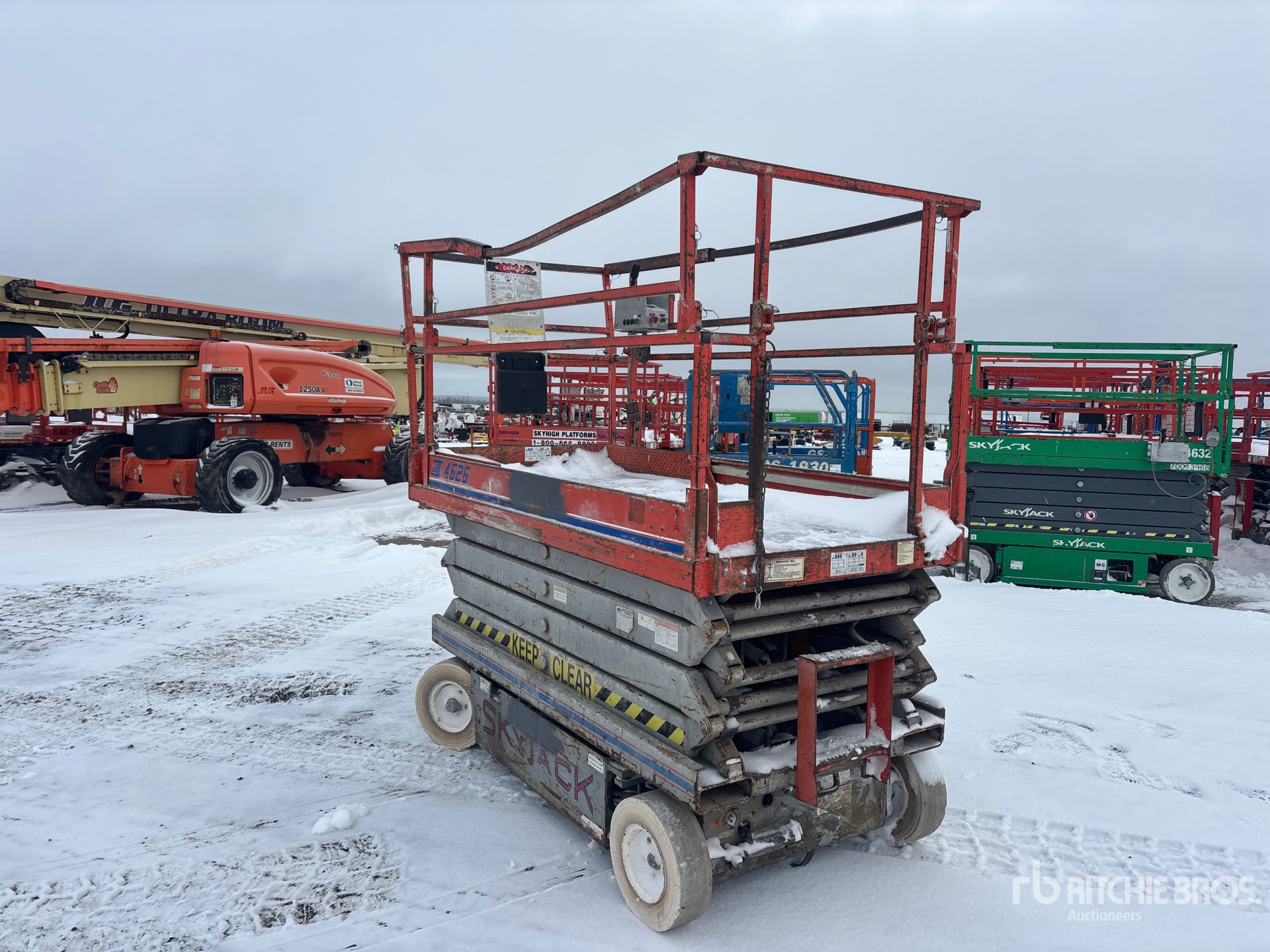 General Appearance with Picture, Right Front Corner