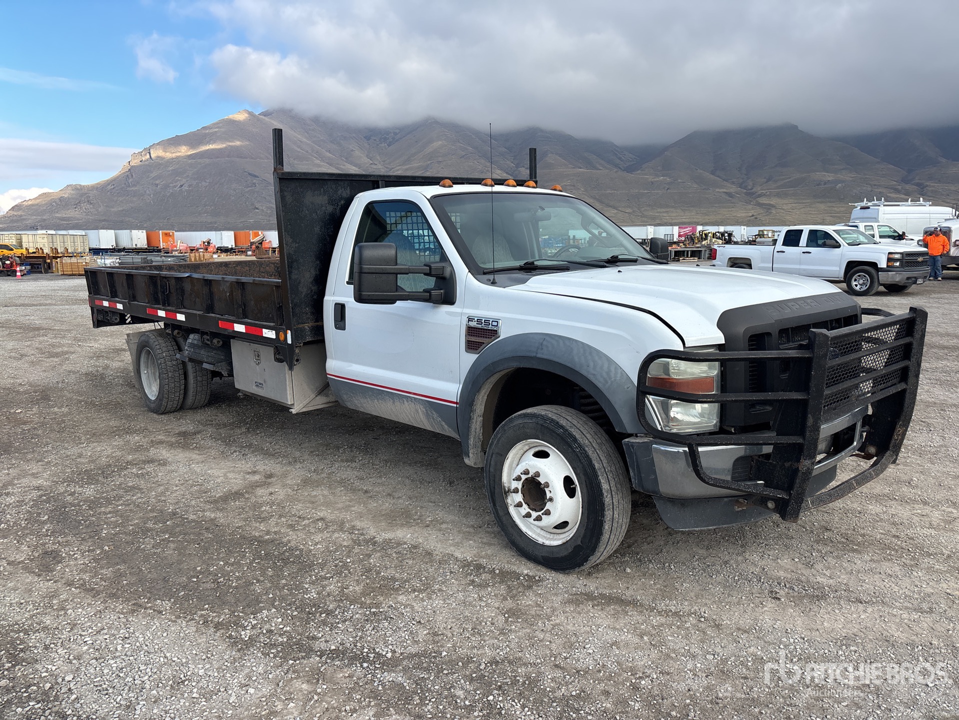 Aspect général with Image, coin avant droit