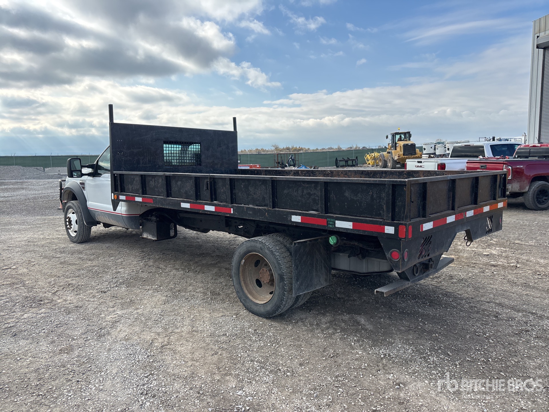 Aspect général with Image, coin arrière gauche