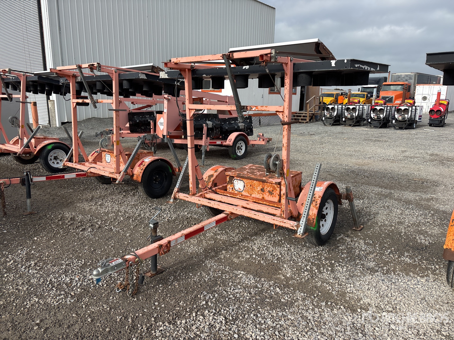 General Appearance with Foto, angolo anteriore sinistro