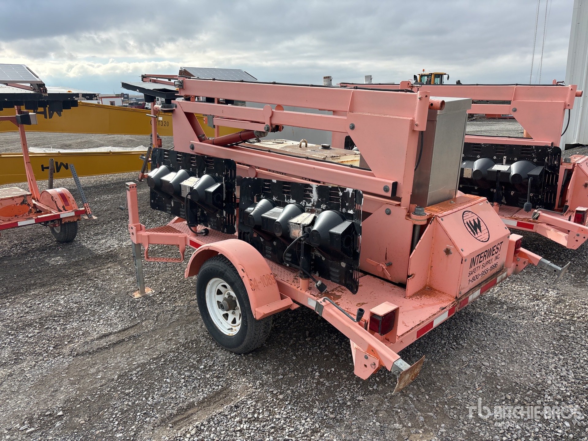 General Appearance with Imagen: esquina trasera izquierda