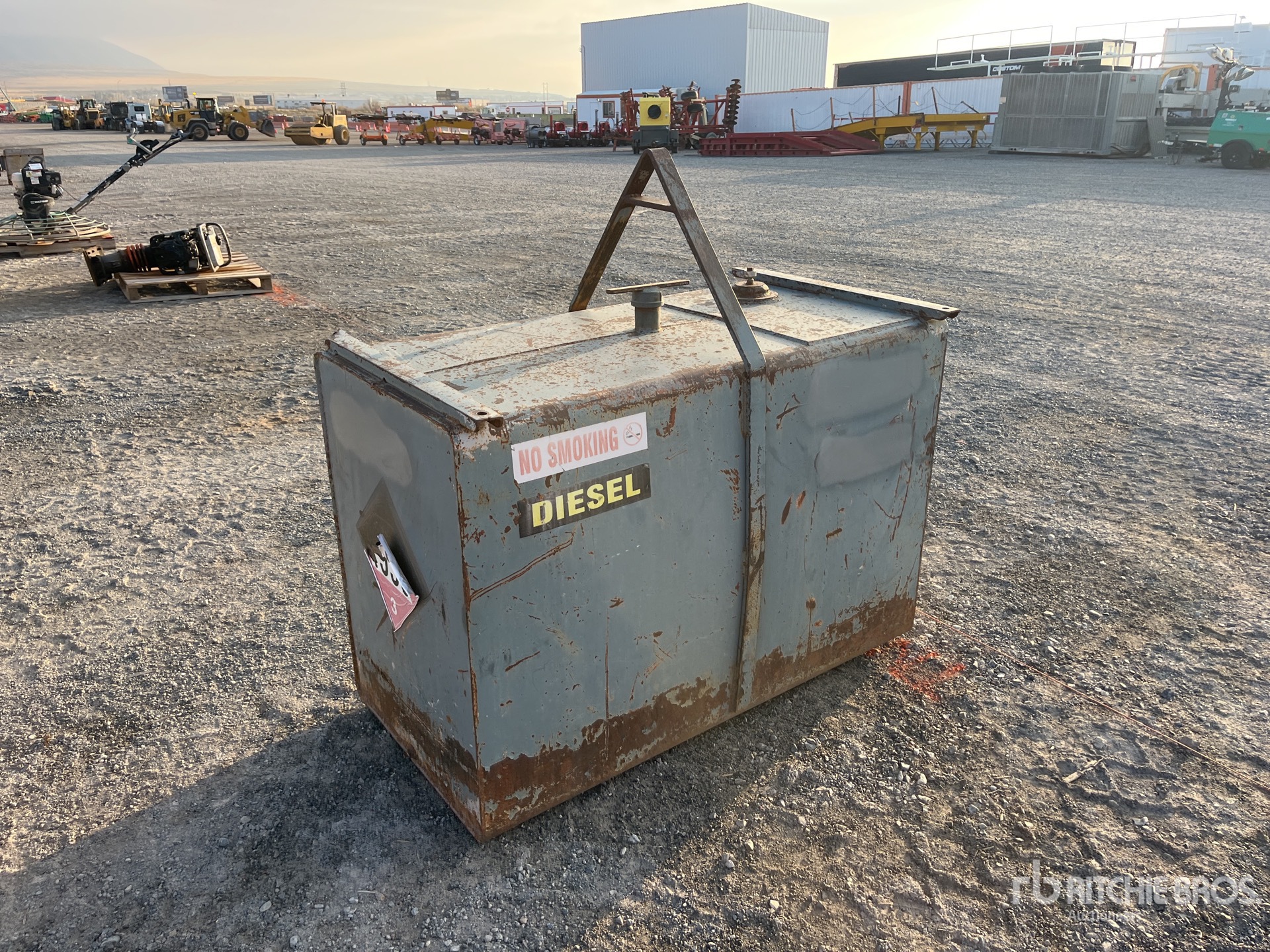 Aspect général with Image, coin arrière droit