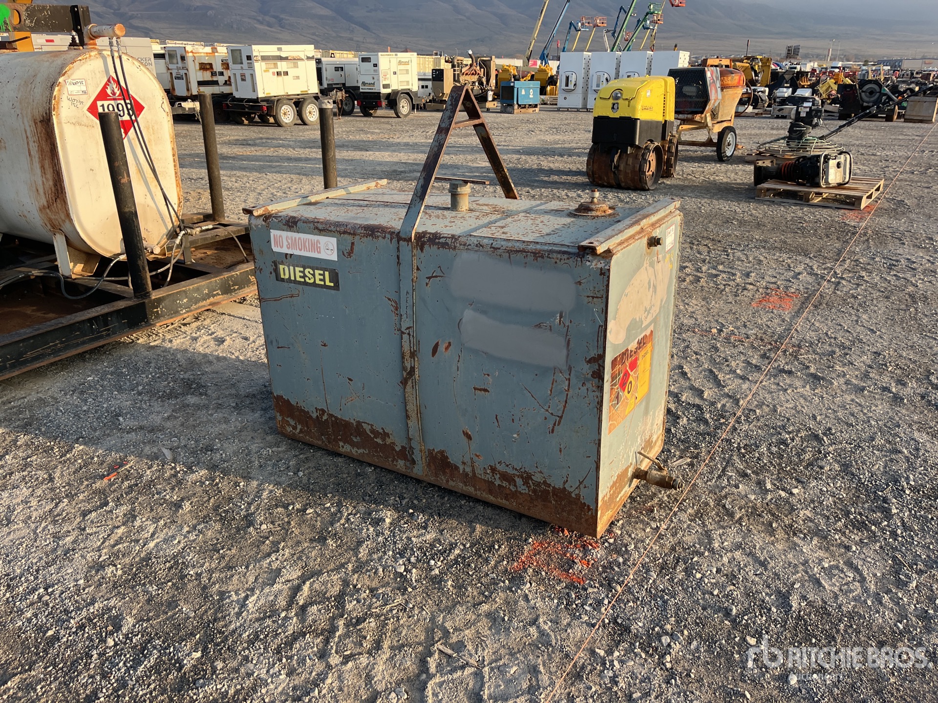 Aspect général with Image, coin avant droit