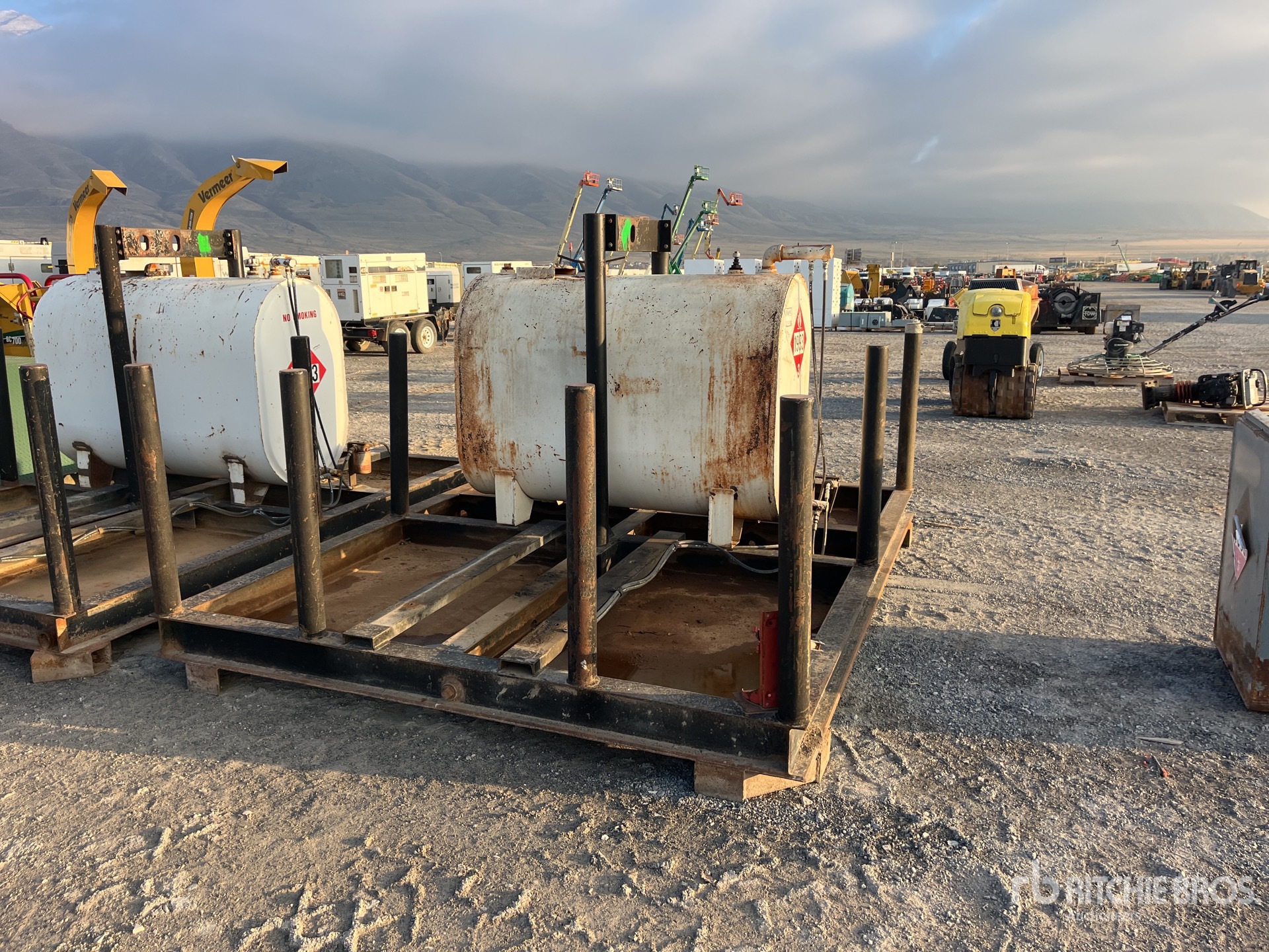 Aspect général with Image, coin avant droit