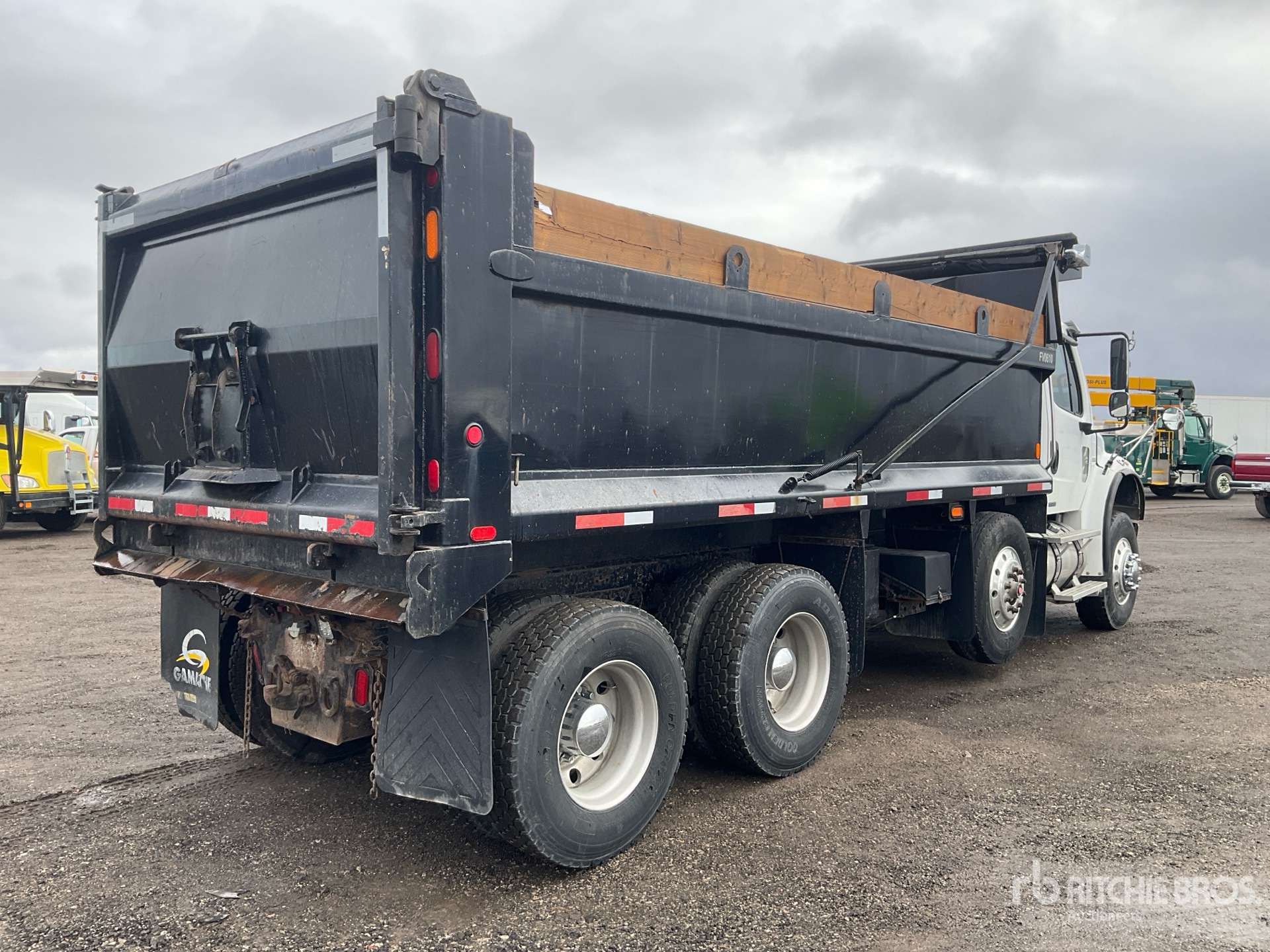 General Appearance with Image, coin arrière droit