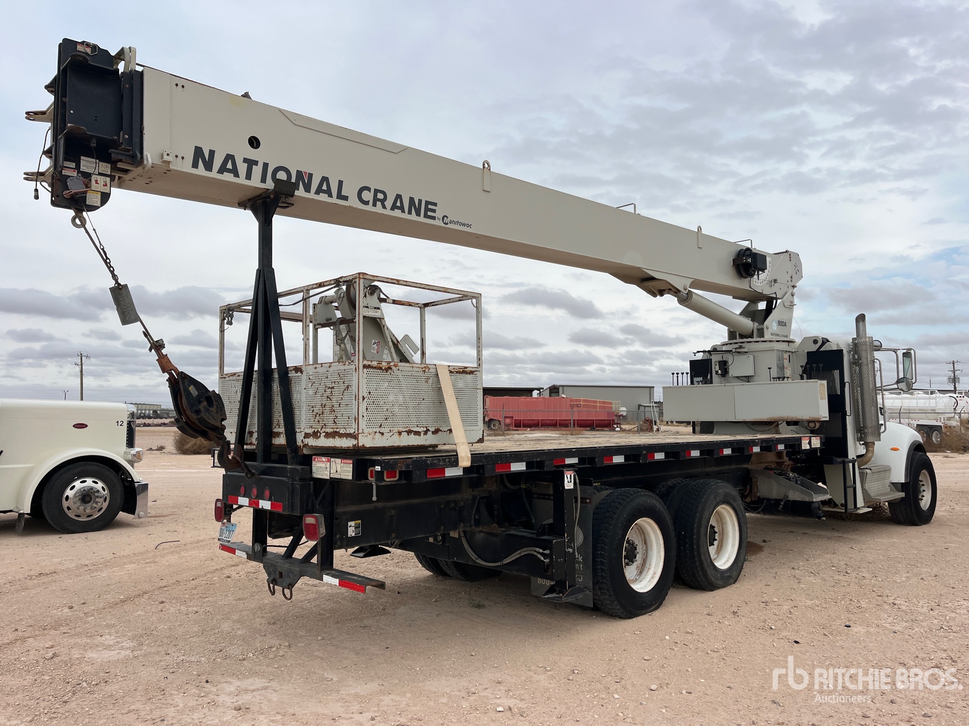 General Appearance with Imagen: esquina trasera derecha