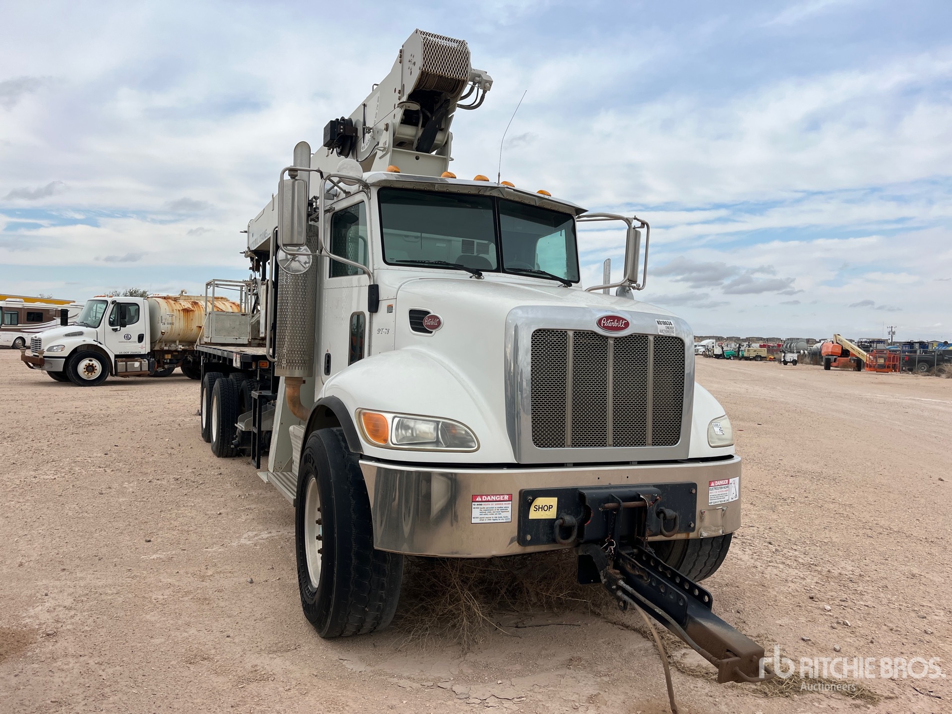 General Appearance with Imagen: esquina delantera derecha