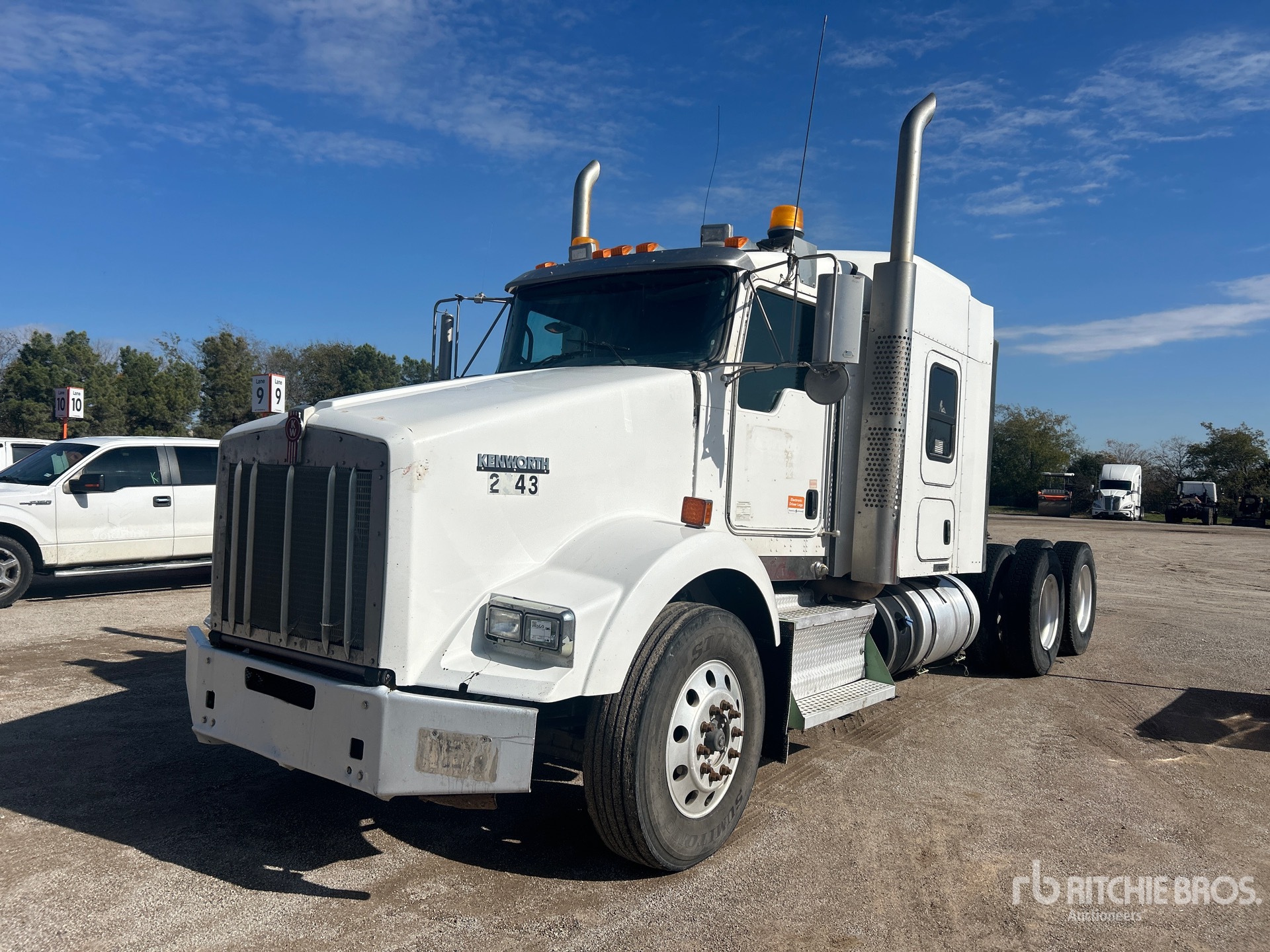 General Appearance with Featured Photo