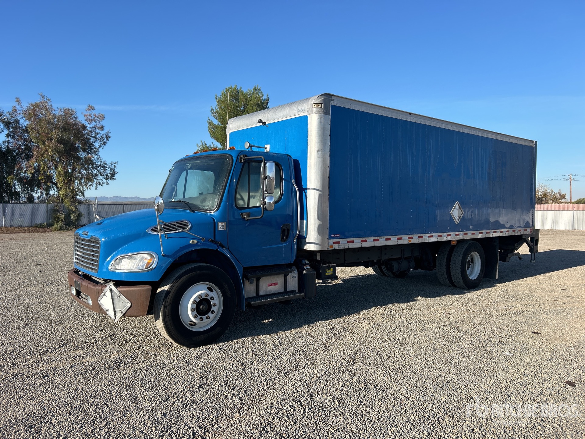 General Appearance with Featured Photo