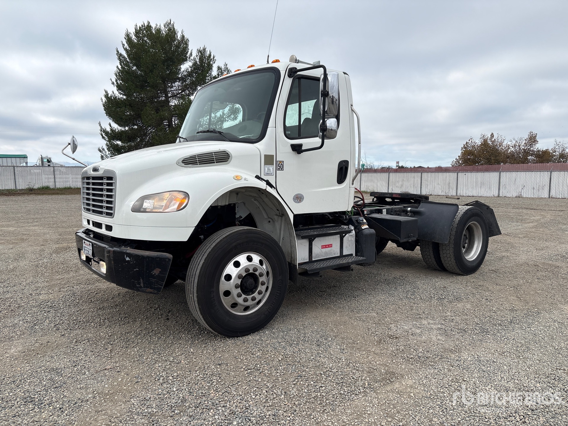 General Appearance with Imagen: esquina delantera izquierda