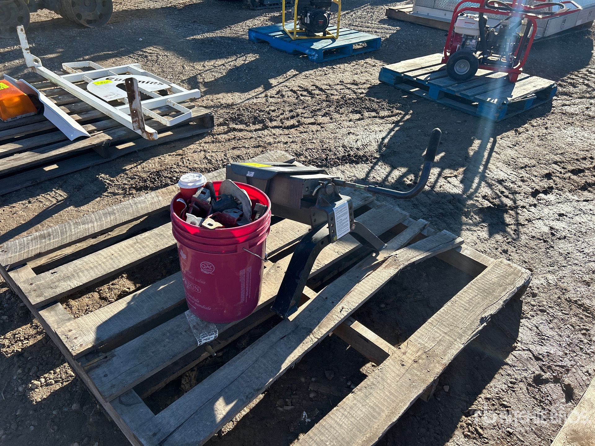 General Appearance with Foto, angolo anteriore destro