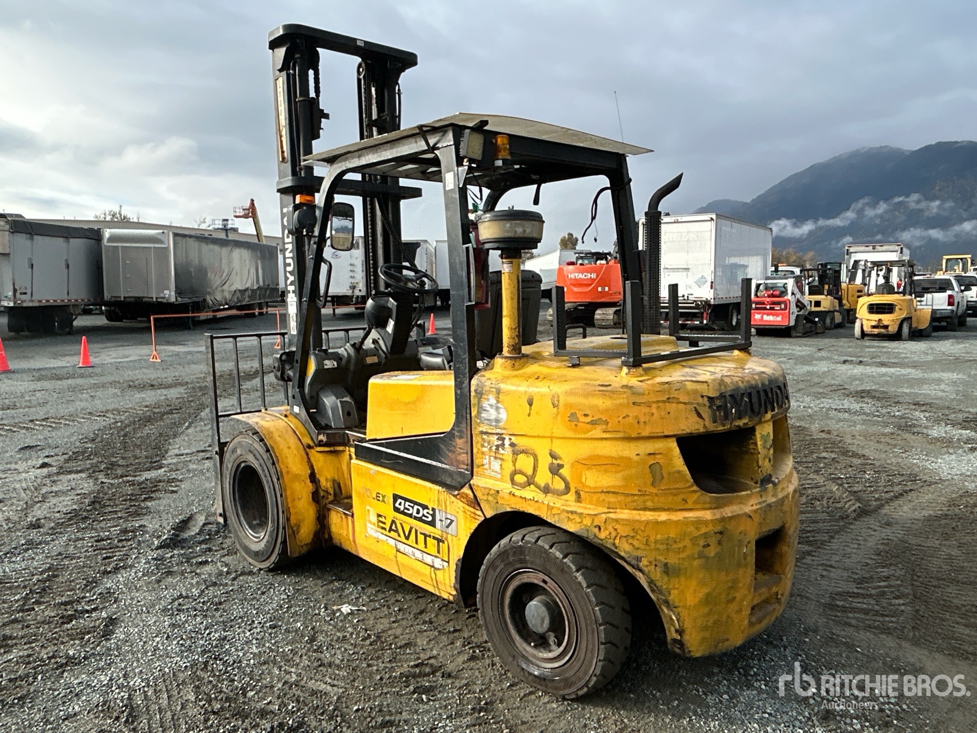 General Appearance with Picture, Left Rear Corner