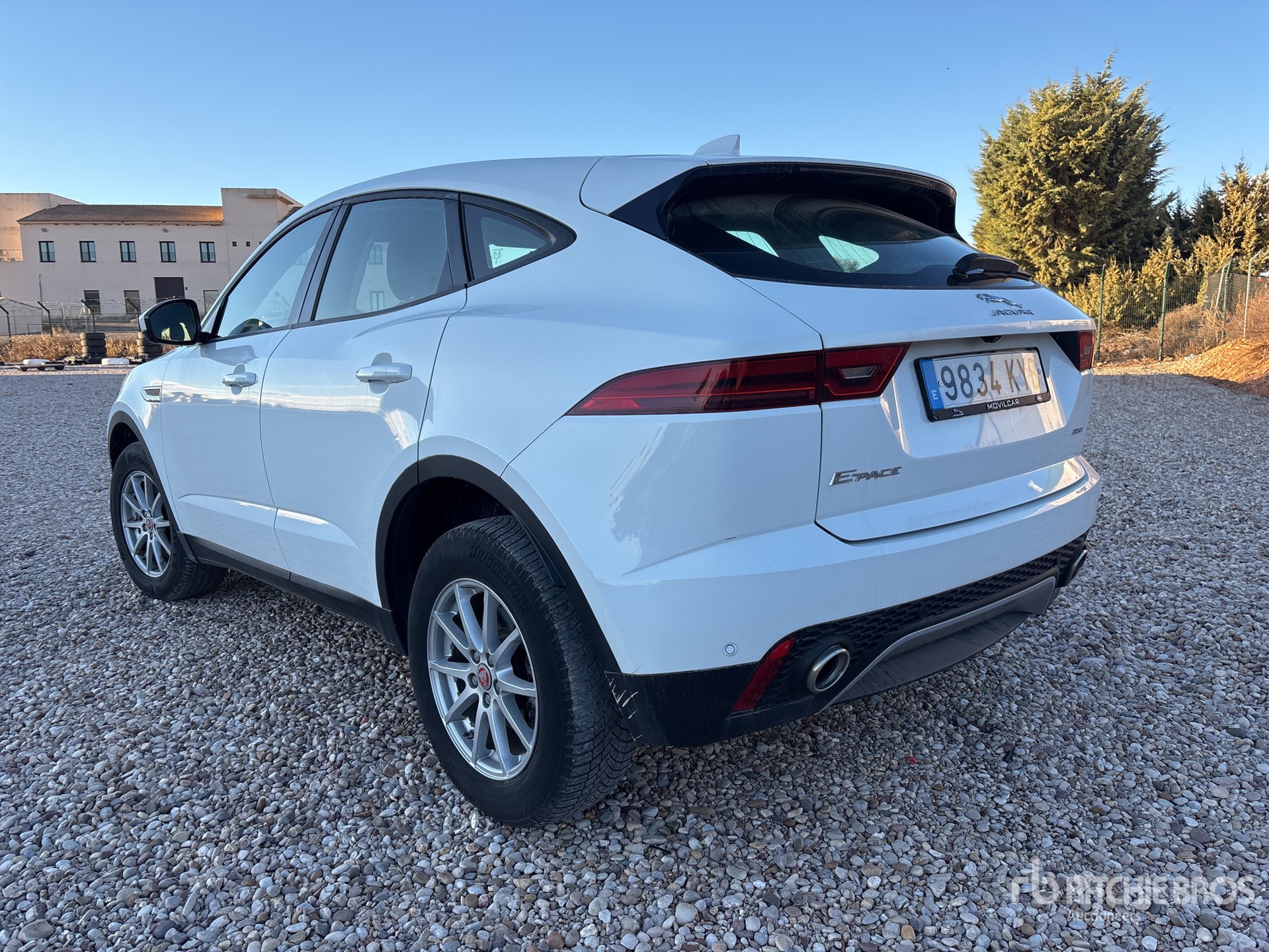 General Appearance with Imagen: esquina delantera derecha