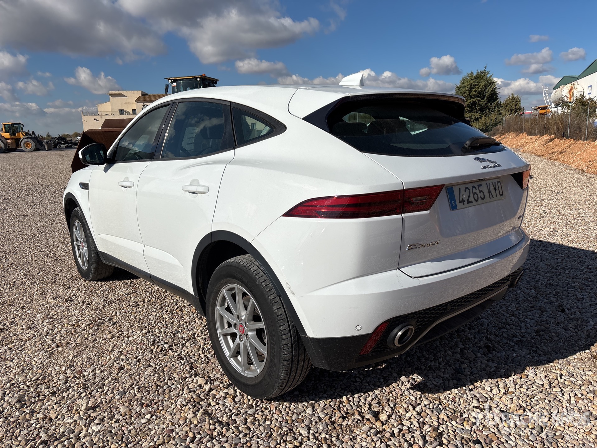 General Appearance with Imagen: esquina delantera derecha