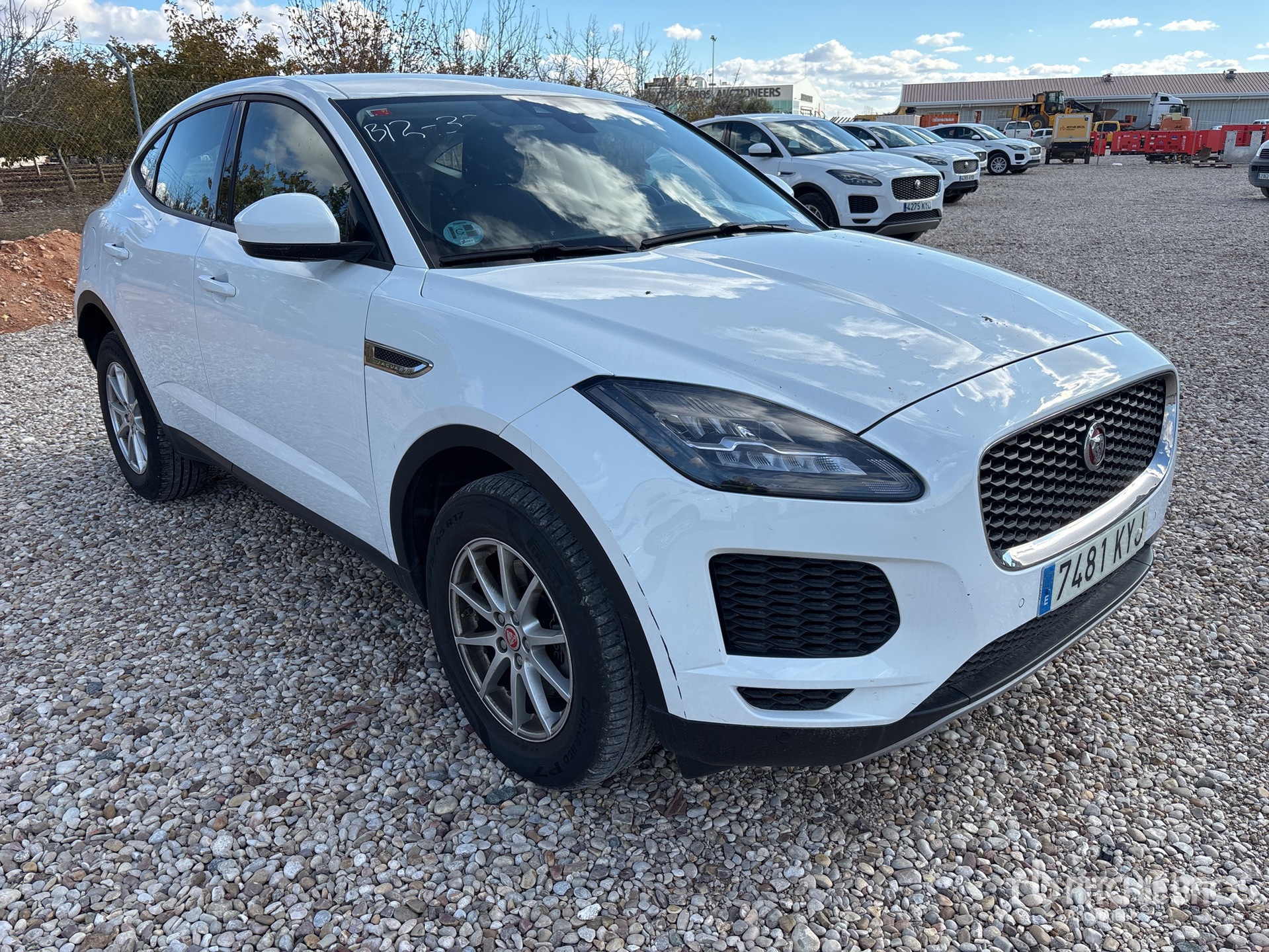 General Appearance with Imagen: esquina trasera izquierda