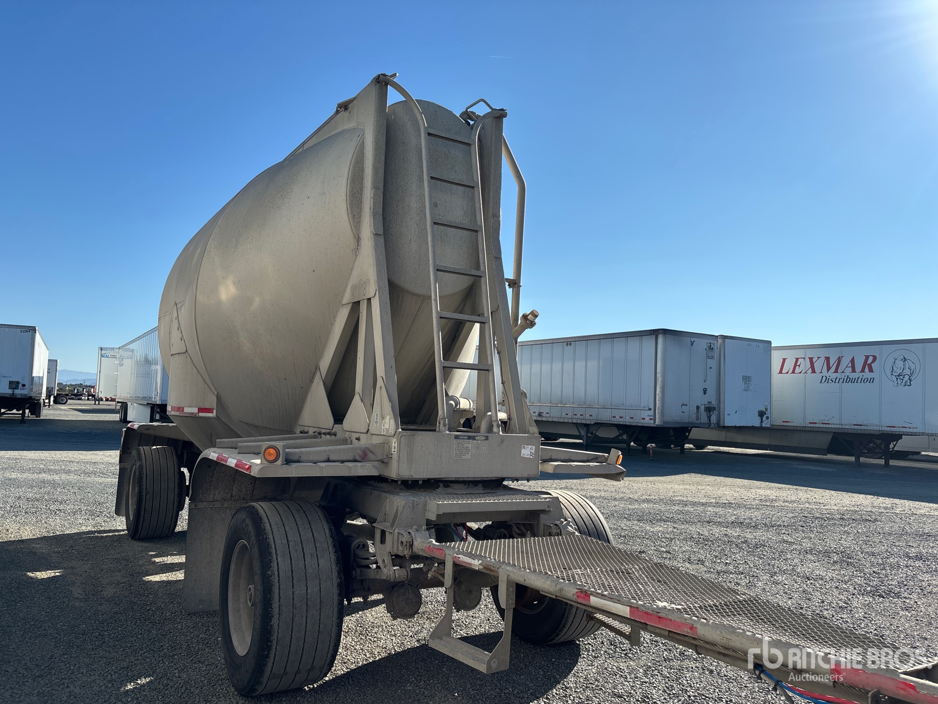 General Appearance with Foto, angolo anteriore destro