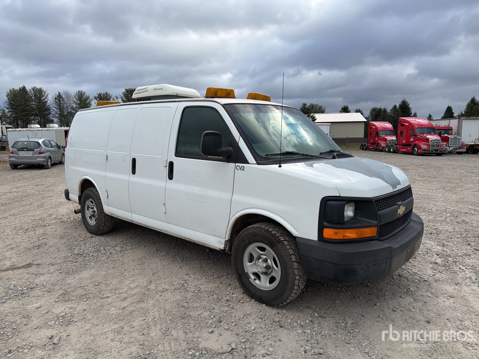 General Appearance with Picture, Right Front Corner