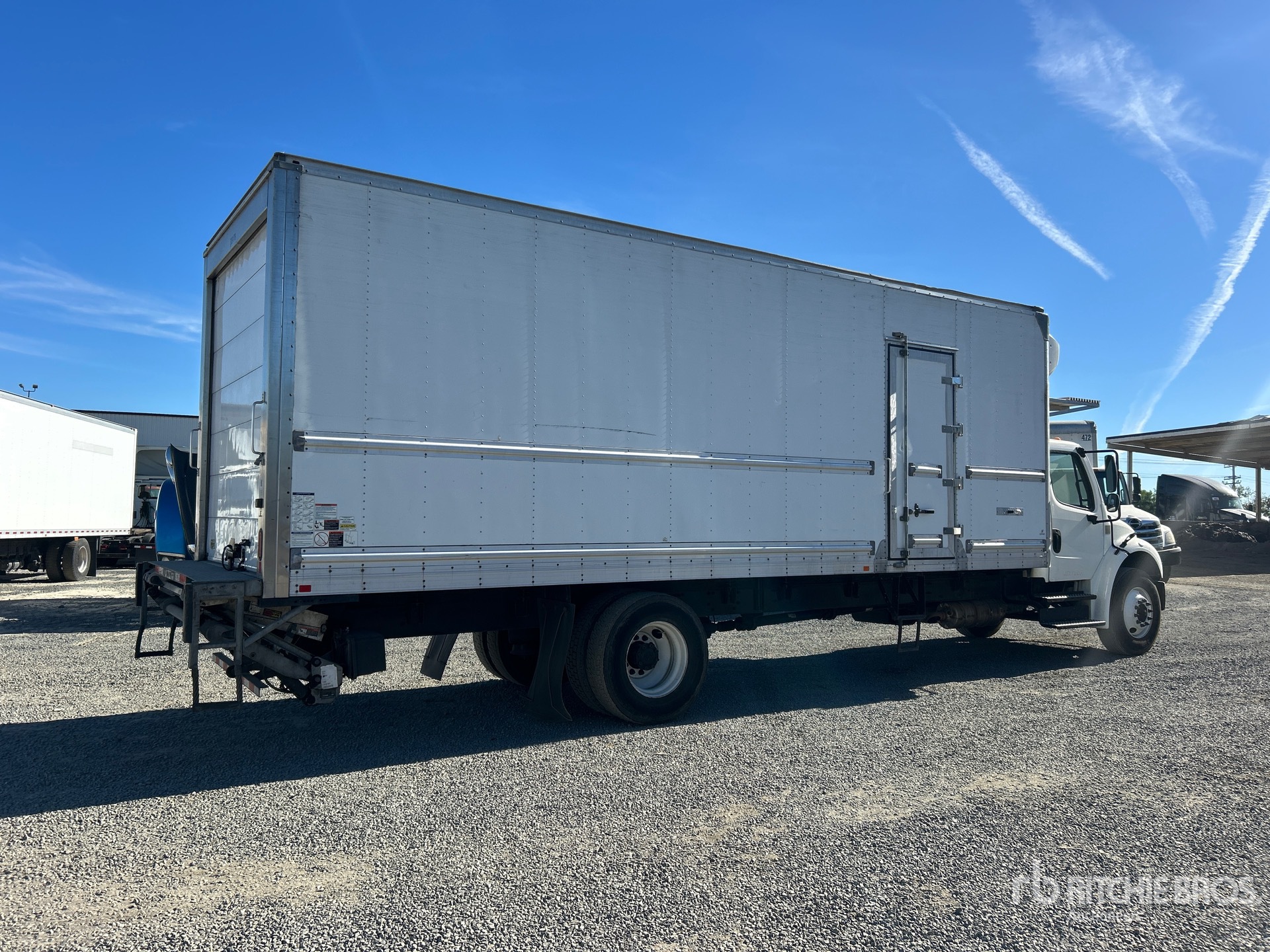 General Appearance with Imagen: esquina trasera derecha