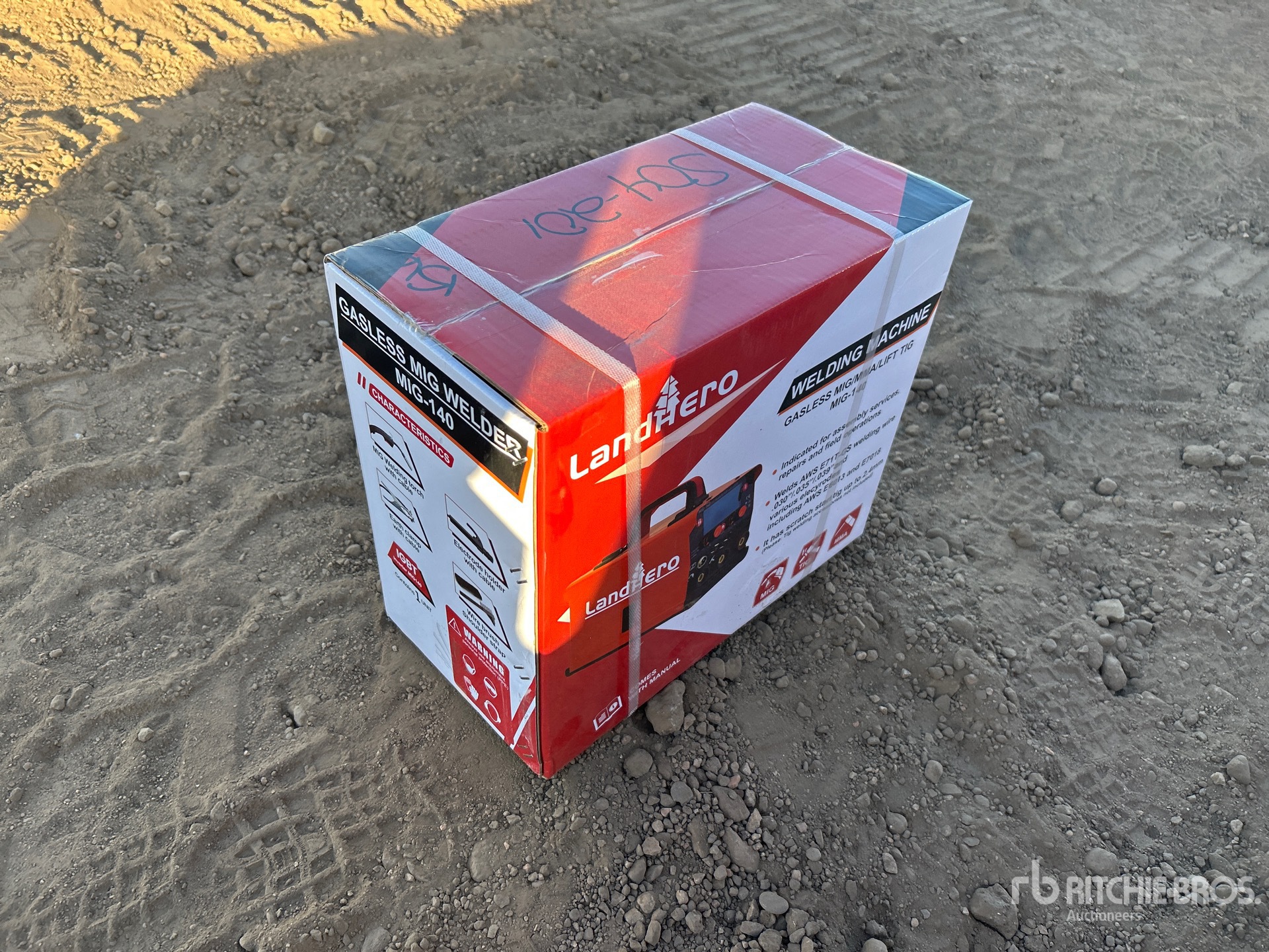 General Appearance with Foto, angolo posteriore sinistro