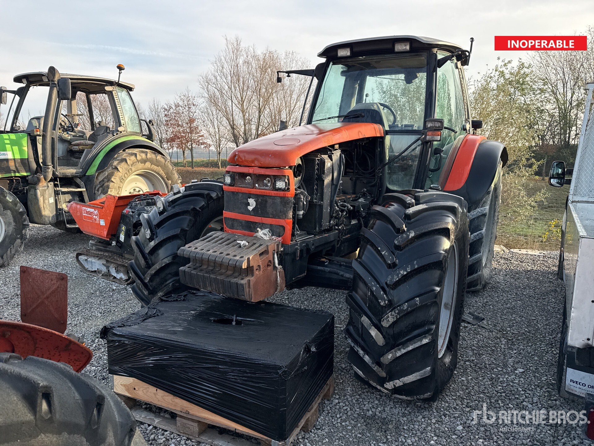 General Appearance with Featured Photo