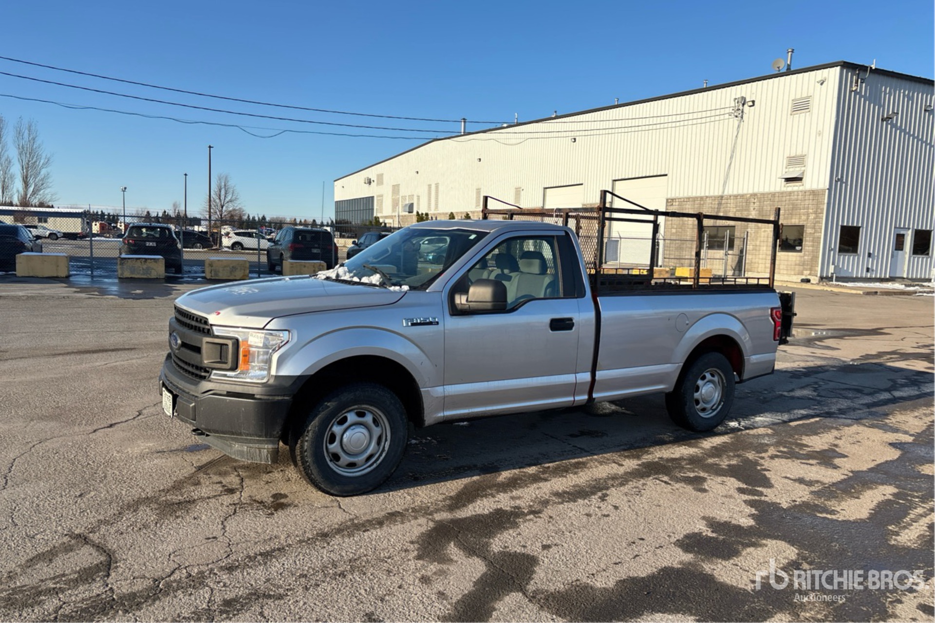 General Appearance with Picture, Left Front Corner