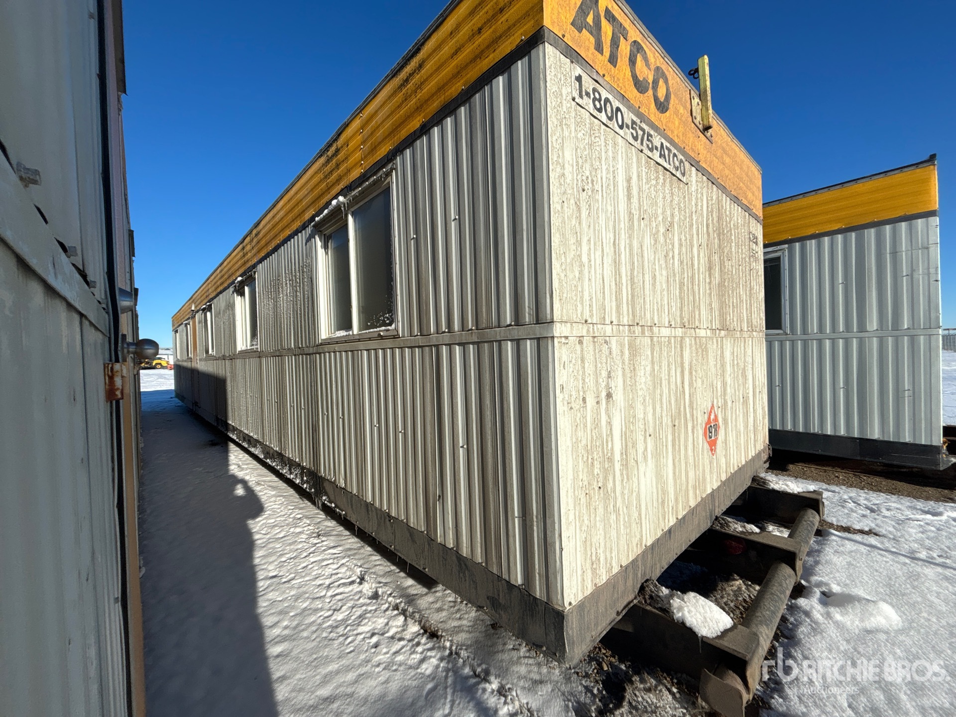 General Appearance with Image, coin arrière droit