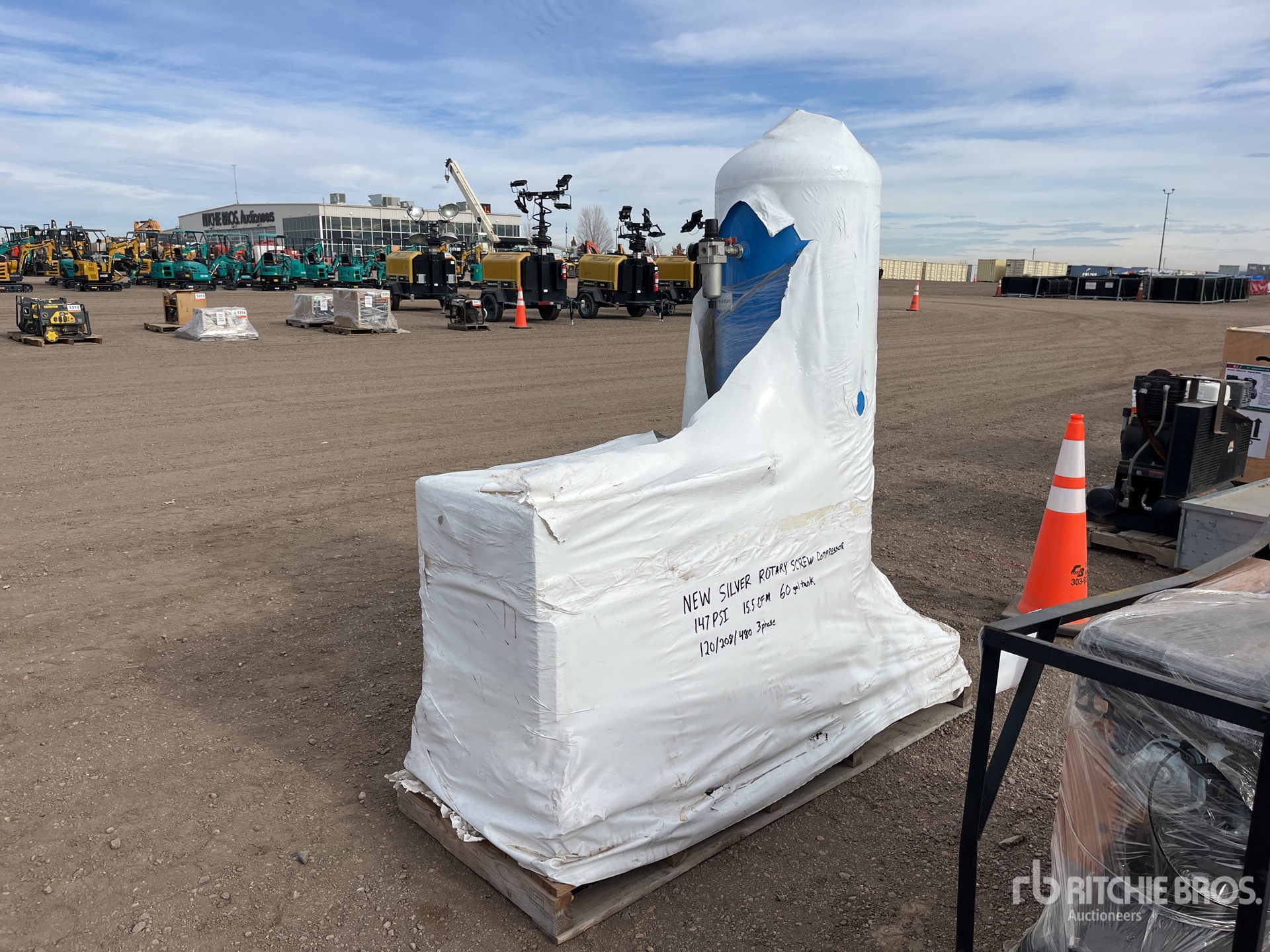 General Appearance with Picture, Left Rear Corner