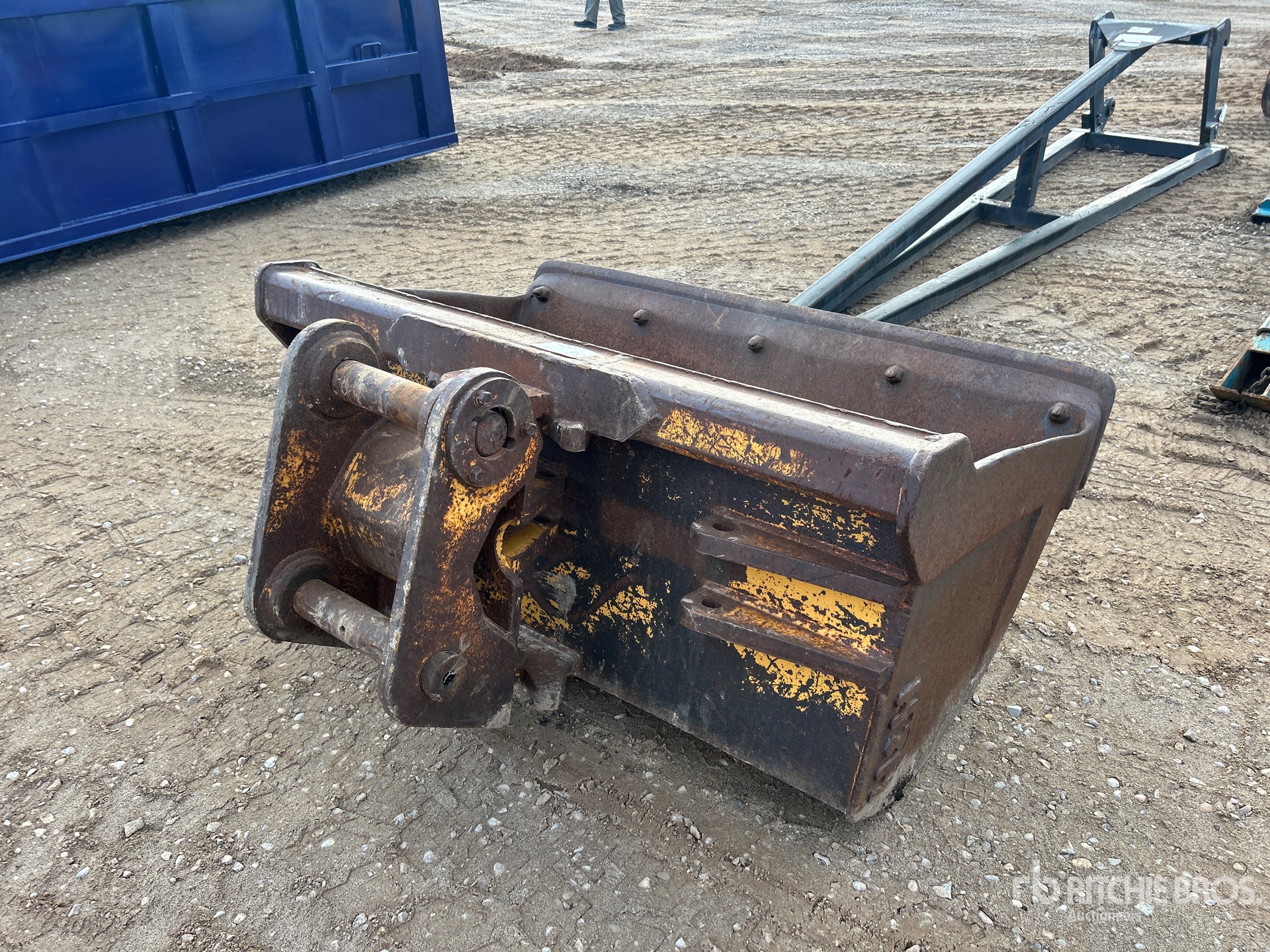 General Appearance with Imagen: esquina trasera derecha