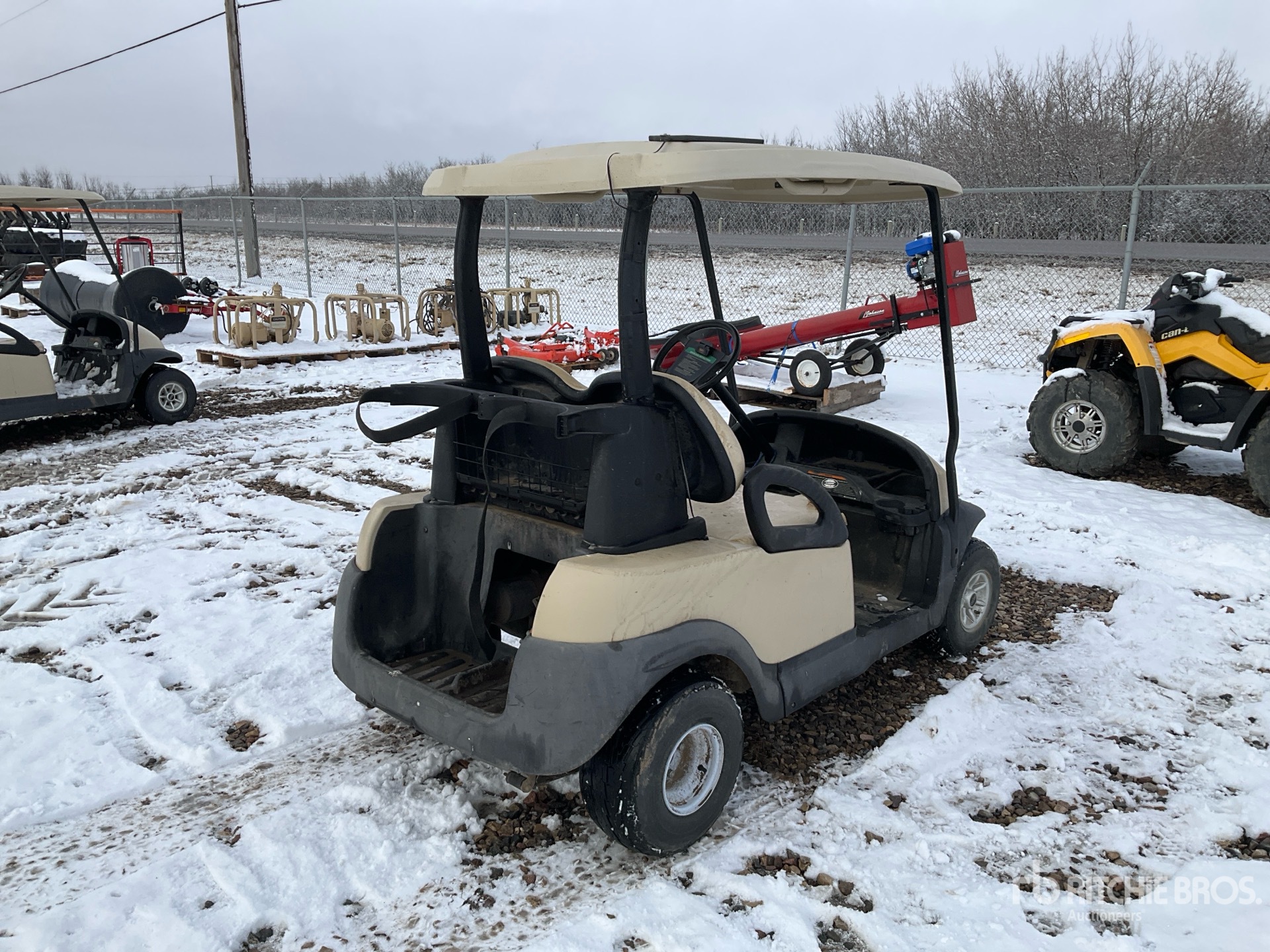 Aspect général with Image, coin arrière droit