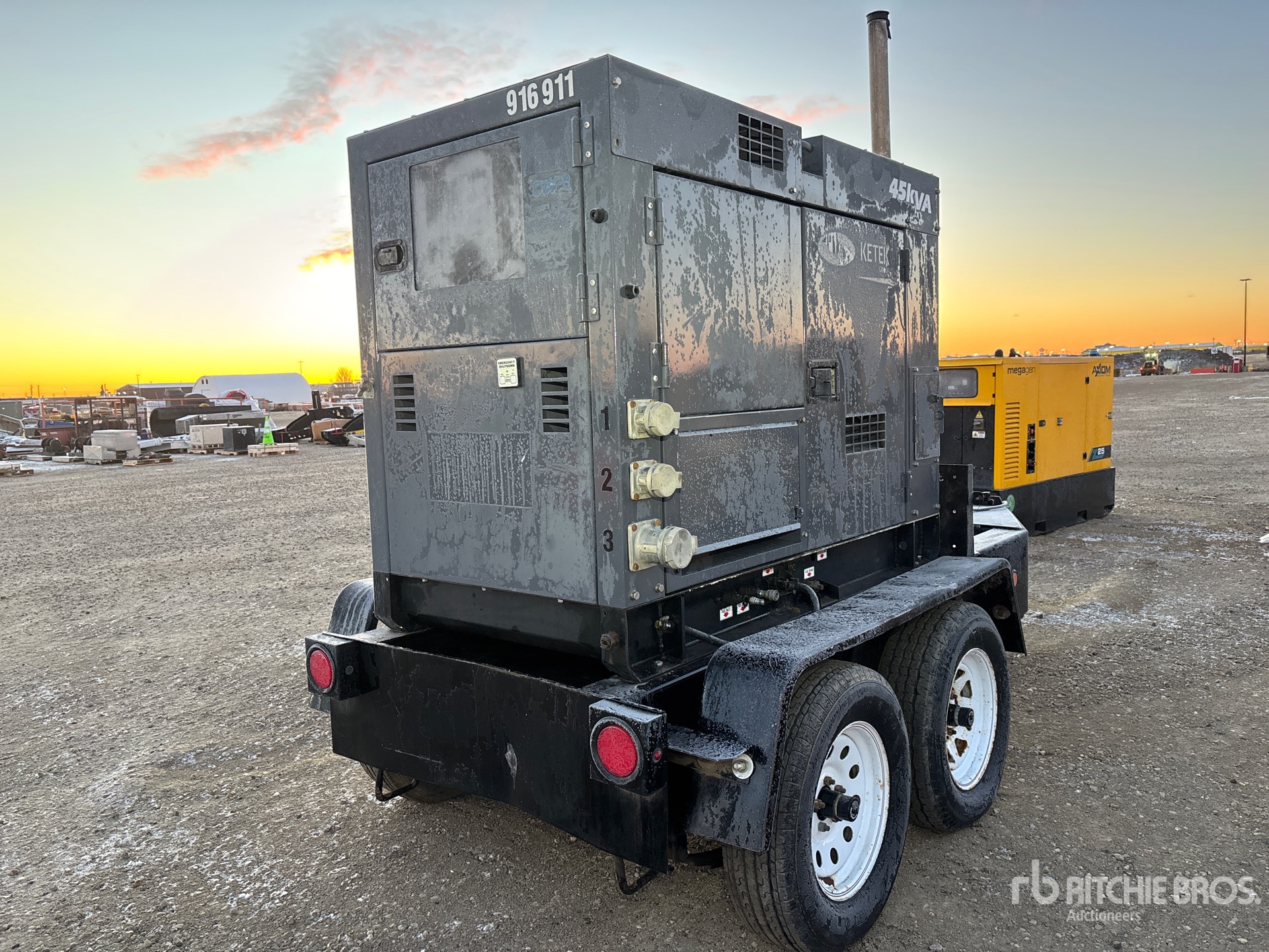 General Appearance with Picture, Right Rear Corner