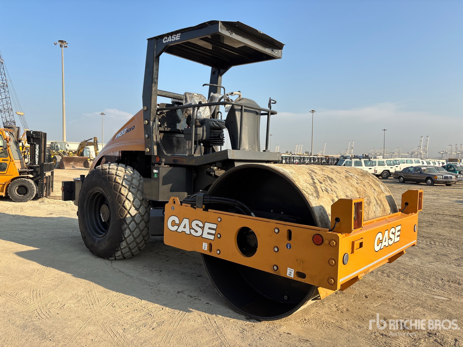 Aspect général with Image, coin avant droit