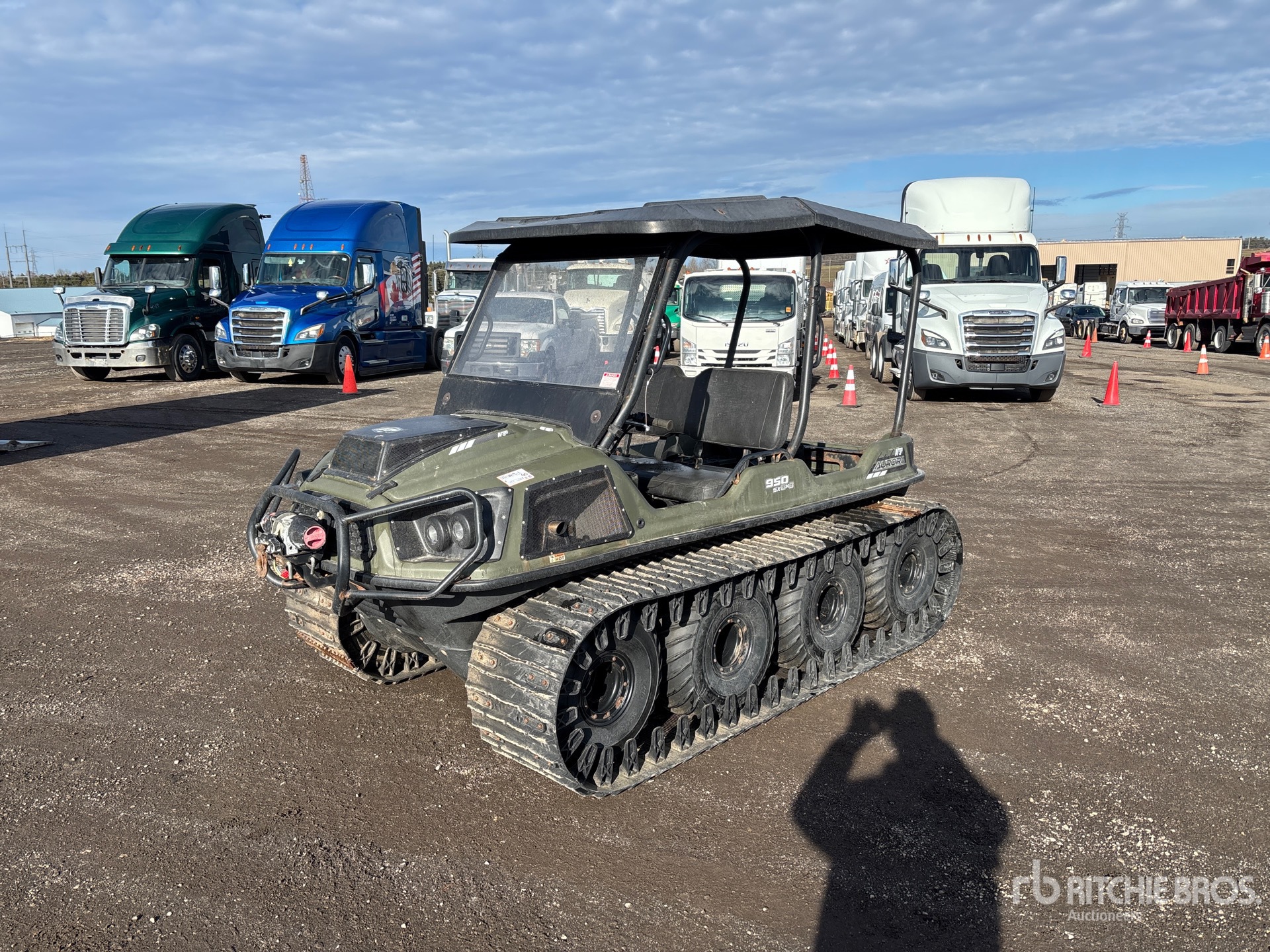 General Appearance with Picture, Left Front Corner